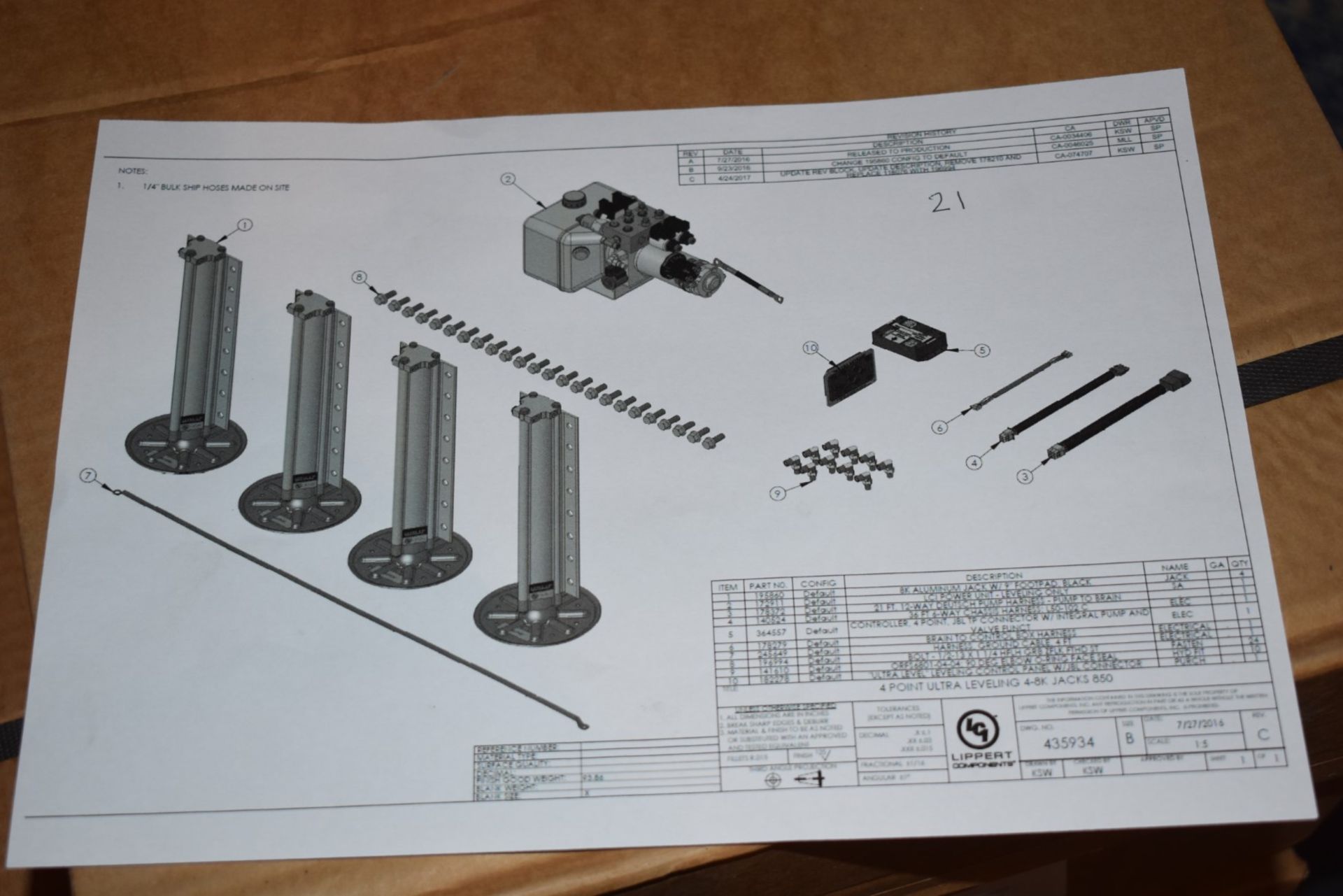 1 x Lippert 4 Point Ultra 4-8K Leveling Jack - Hydraulic Leveling System For Caravans, Trailers or - Image 4 of 12