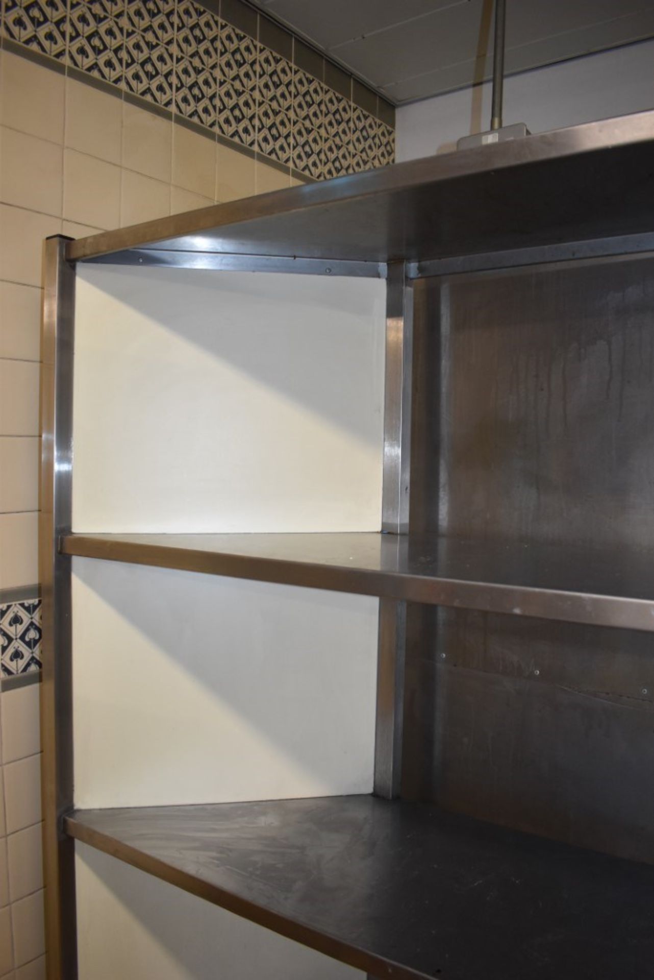 1 X THREE TIER STAINLESS STEEL STORAGE SHELF UNIT WITH SOLID BACK AND SIDES - Image 5 of 5