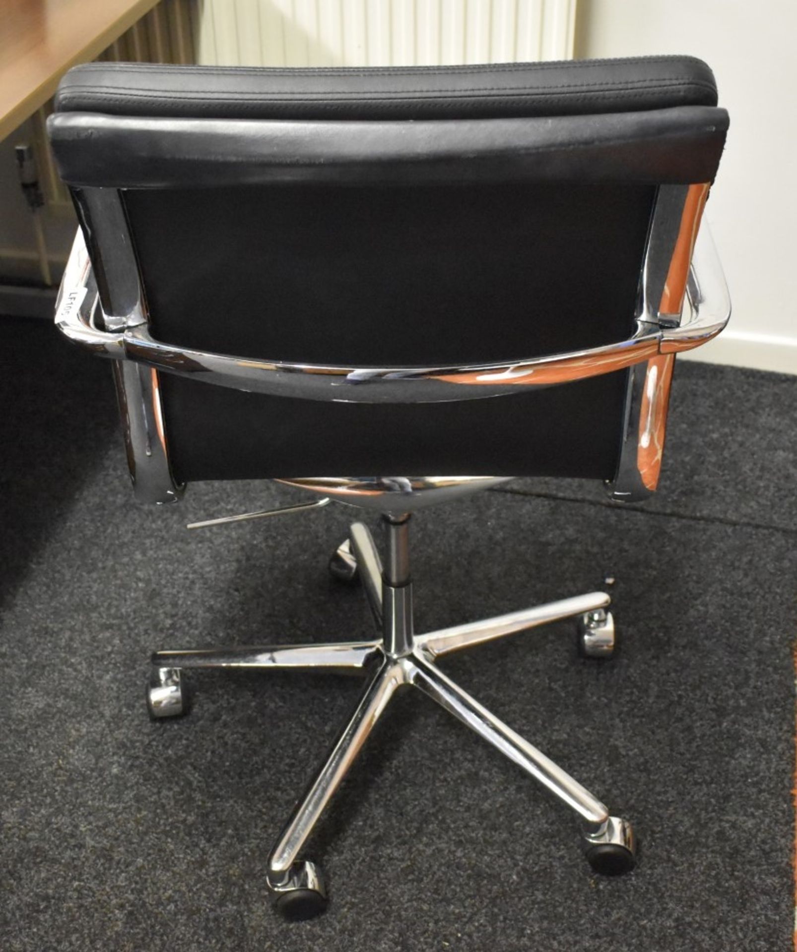 1 x Eames Inspired Office Chair - Swivel Office Chair Upholstered in Black Leather - Image 4 of 6