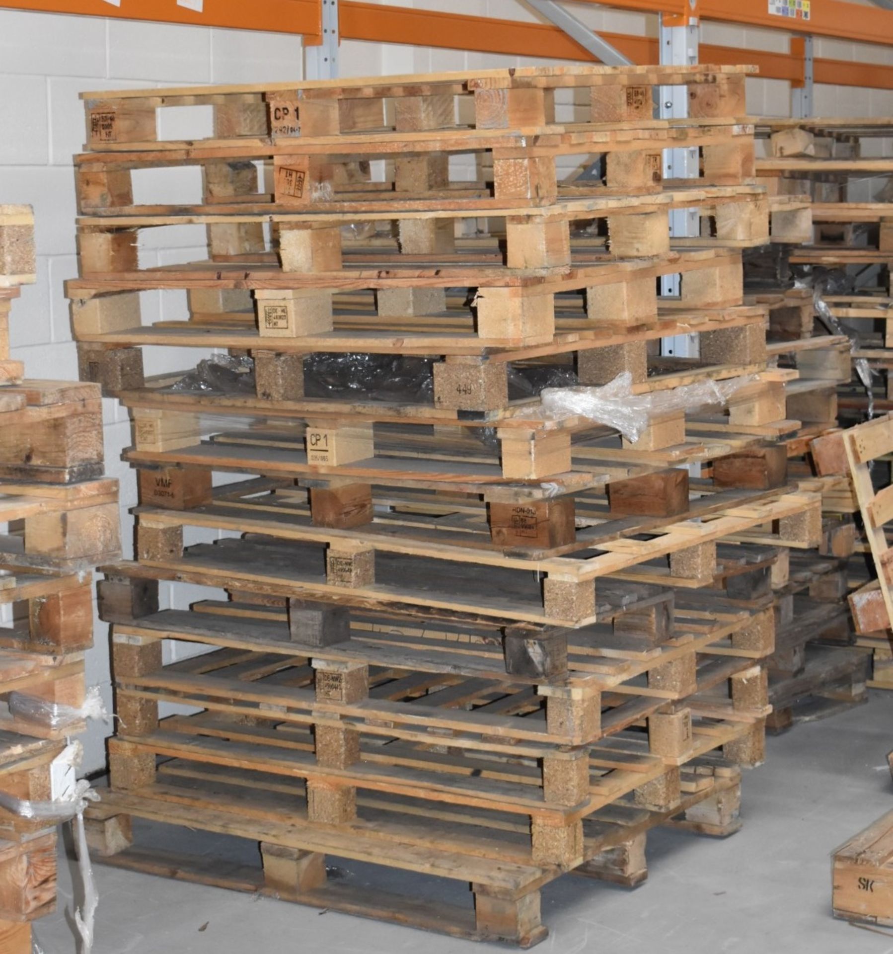 Approx 120 x UK Sized Pallets - 120 x 100 cm Wooden Pallets From Warehouse Clearance - The Pallets - Image 5 of 11