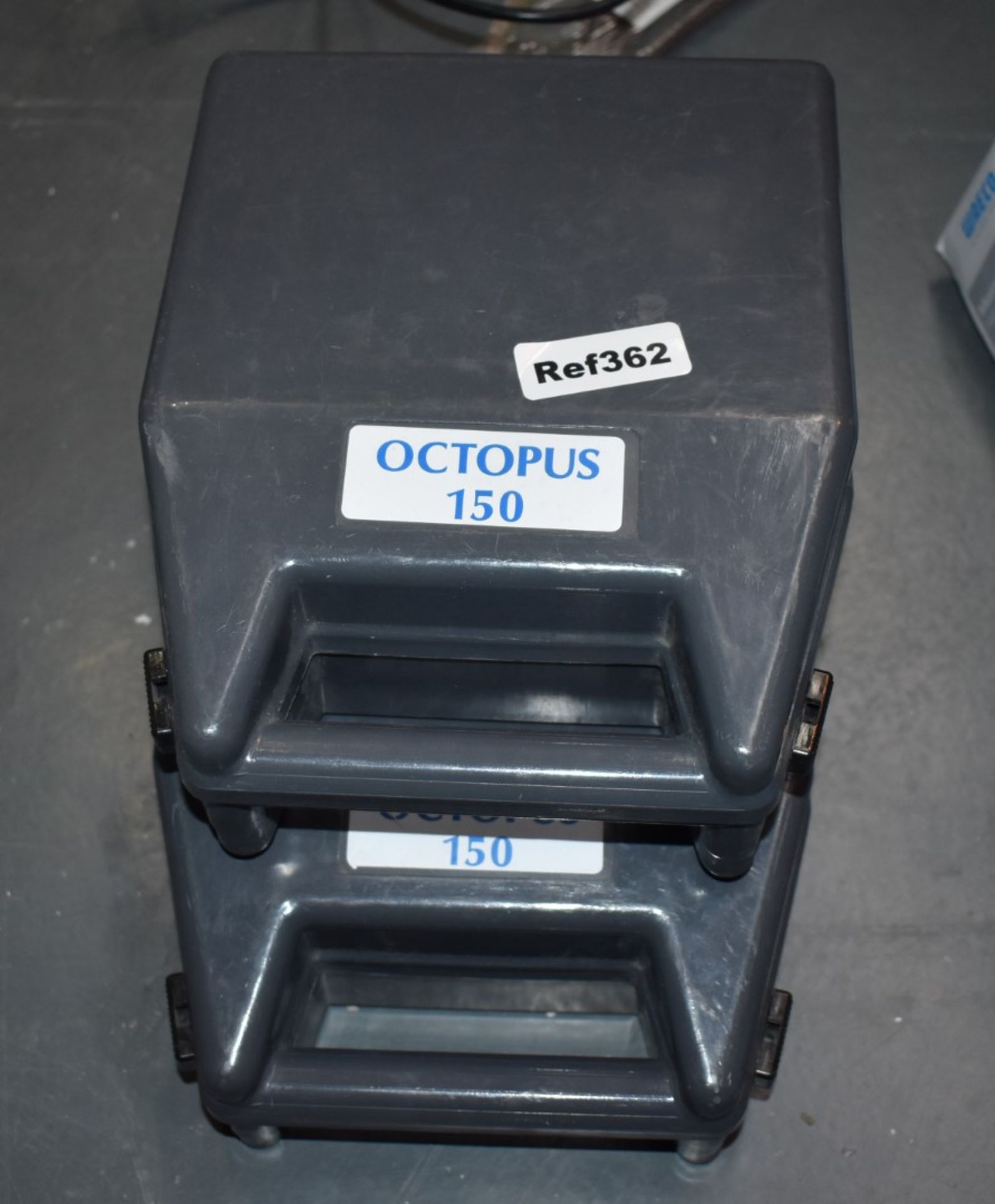 2 x Octopus 150kg Capacity Single Pump Action Suction Pads For Materials Such as Sheet Metal, - Image 2 of 4