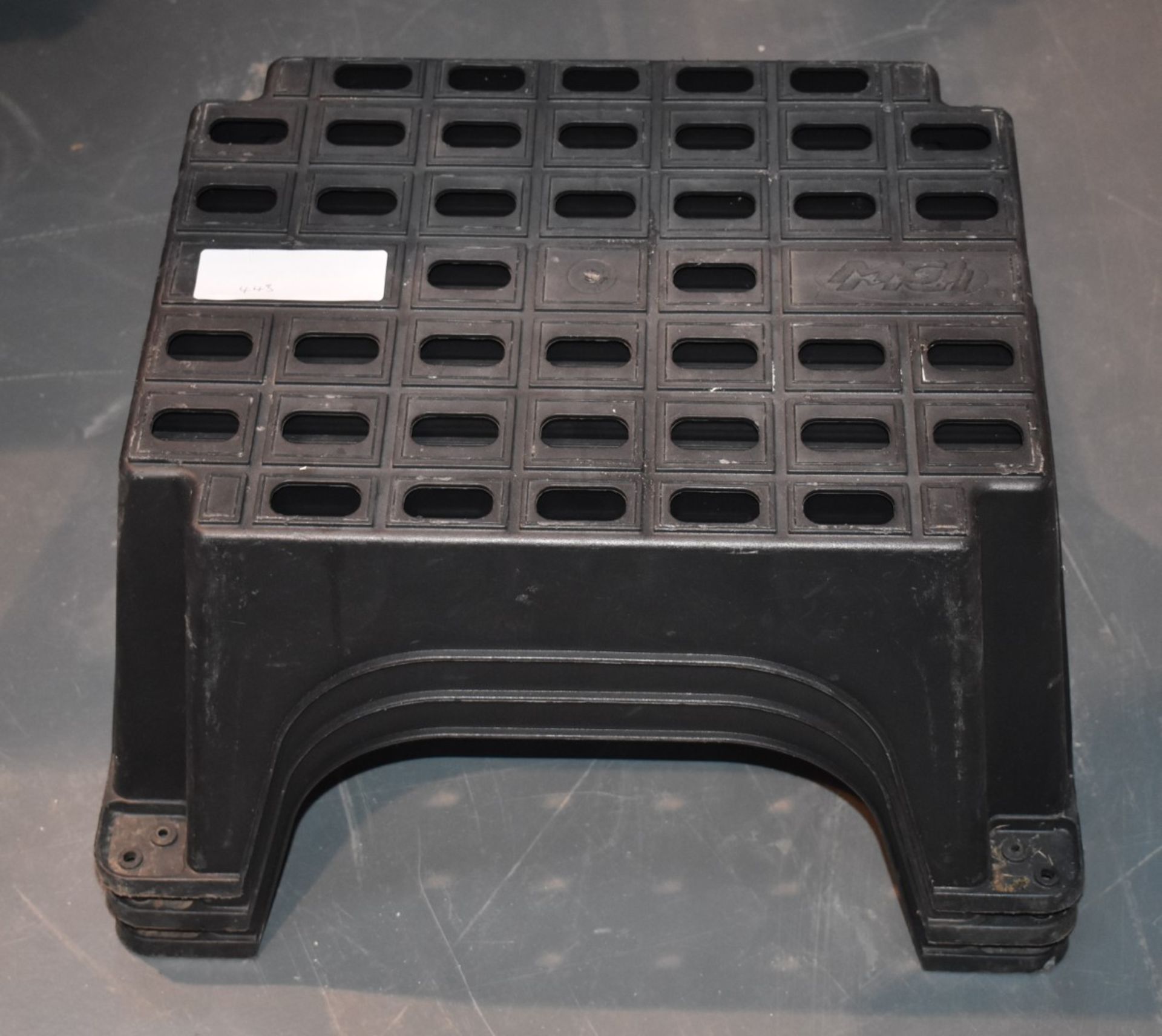 3 x Sets of Plastic Caravan / Motorhome Steps - Ref 443 - CL501 - Location: Warrington WA5