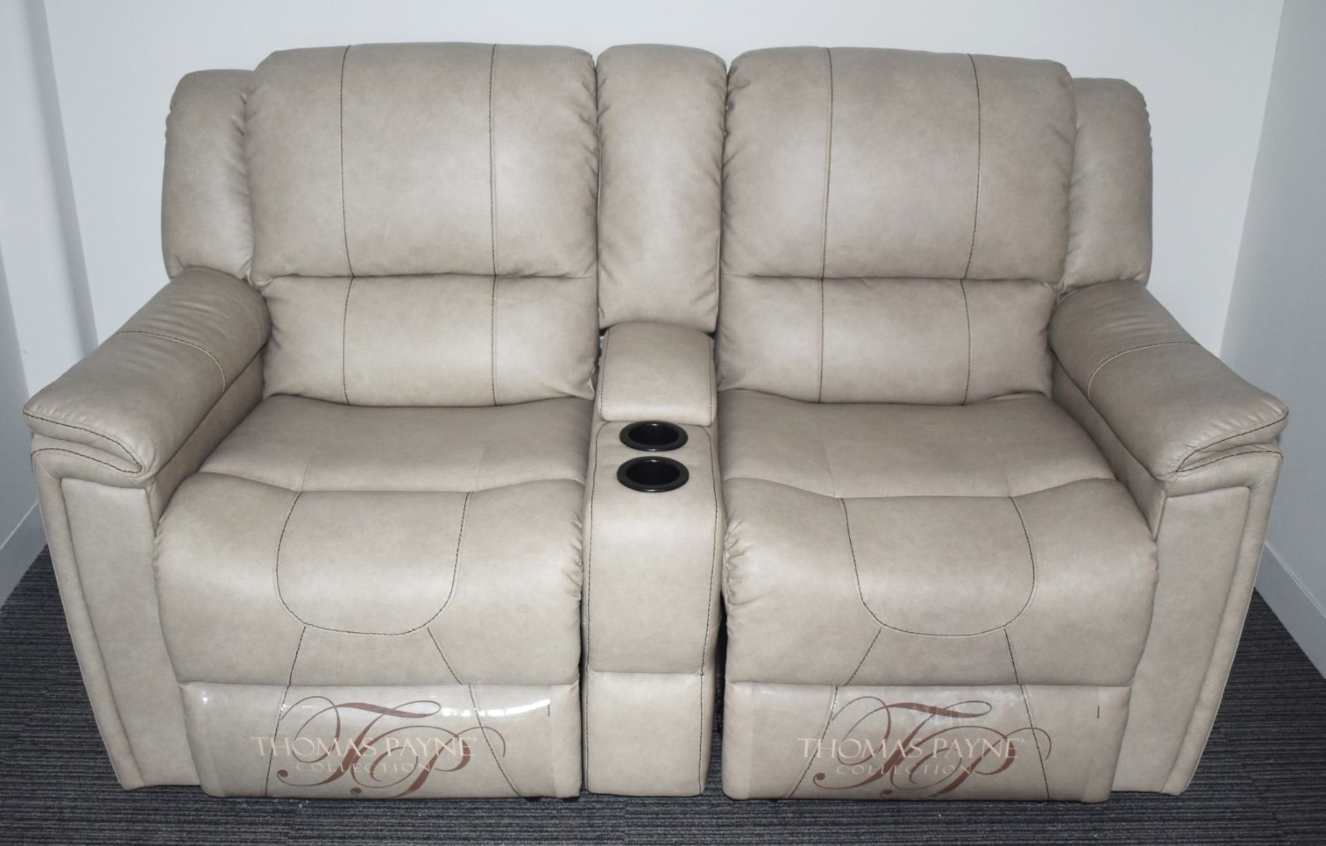 1 x Thomas Payne Reclining Wallhugger Theater Seating Love Seat Couch With Center Console and - Image 4 of 12