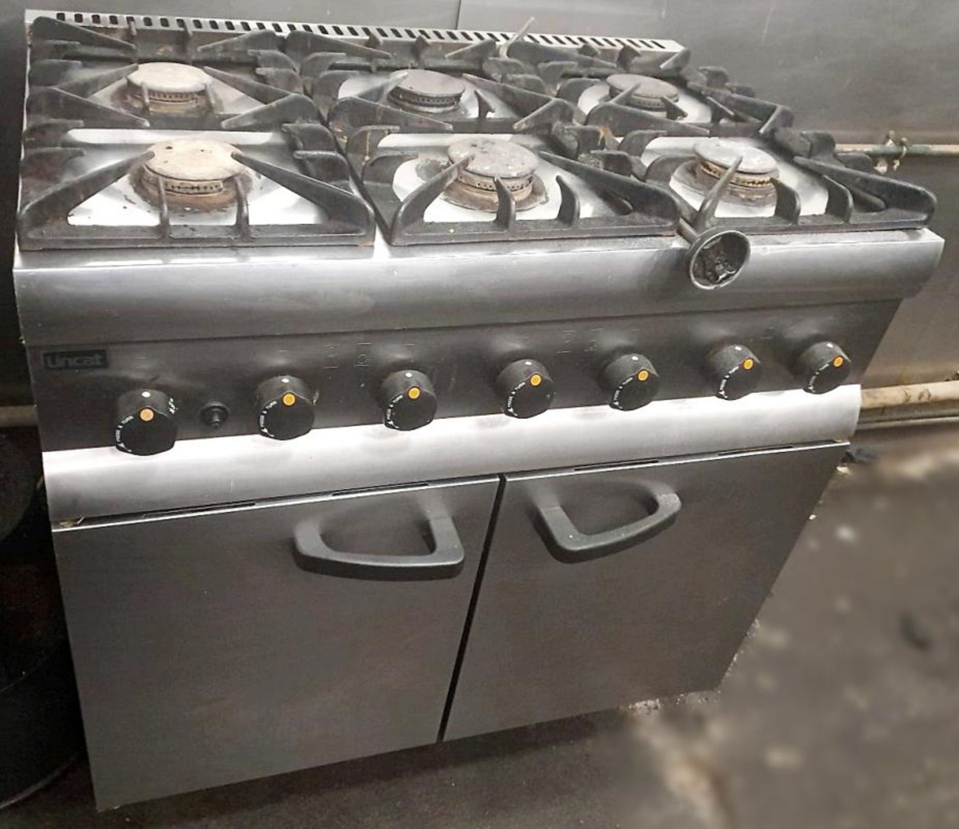 1 x LINCAT Commercial Stainless Steel 6-Ring Gas Cooker - Dimensions: 90 x 60 x H92cm - Recently Tak