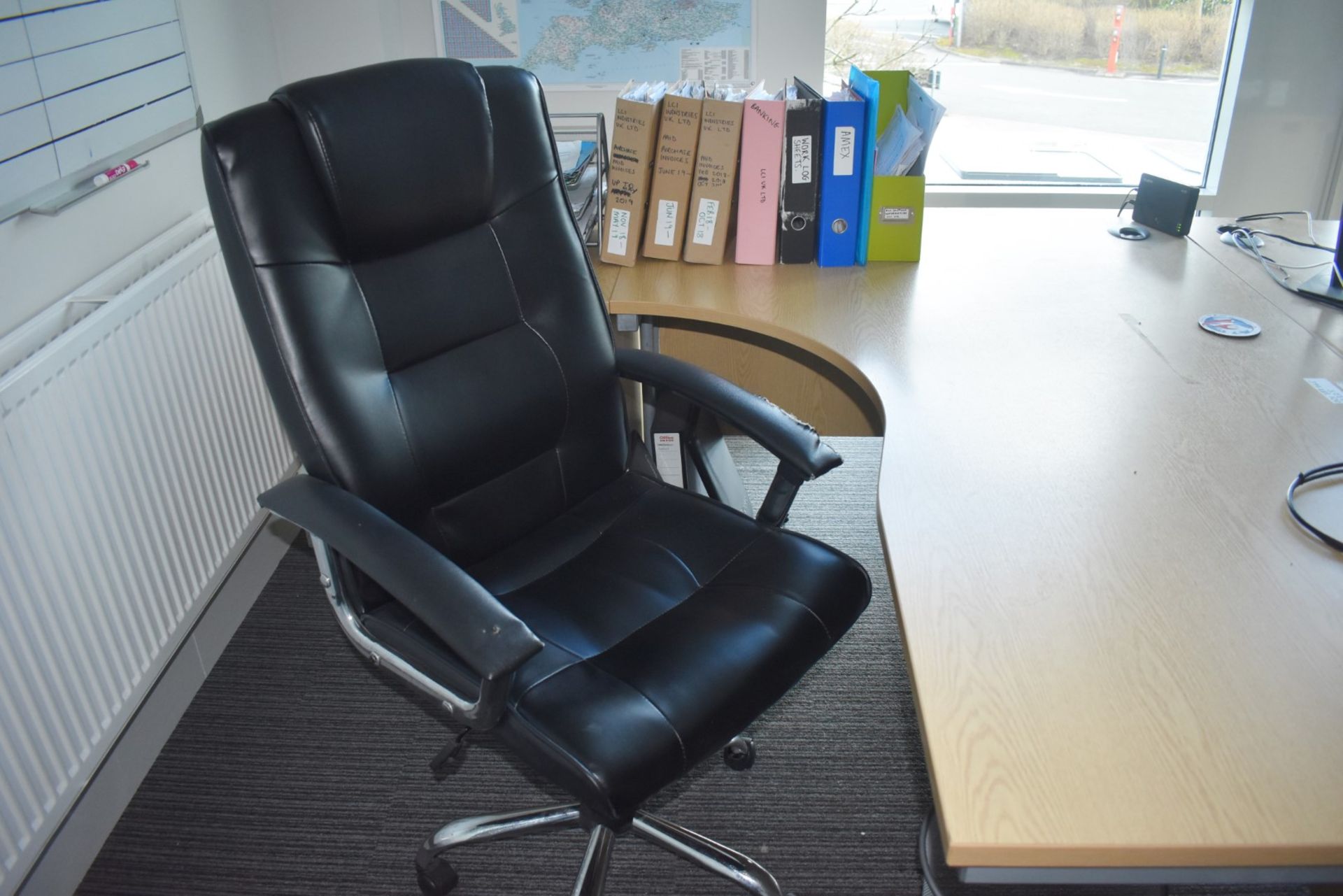 1 x Collection of Office Furniture - Includes 2 x Office Desks, 2 x Executive Leather Swivel Chairs, - Image 3 of 7