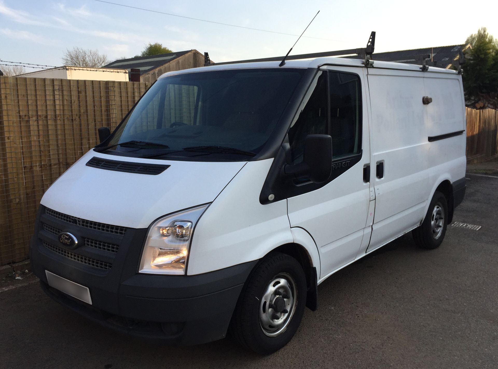 2012 Ford Transit 2.2 TDCI 100 T280 Swb Low Roof 6 Speed 5 Door Van- CL505 - Location: - Image 2 of 10