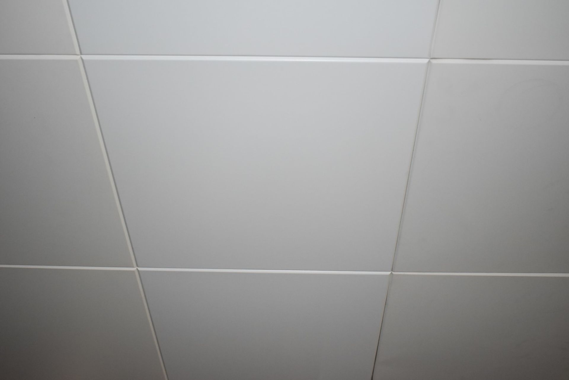 Approx 1,200 x White Metal Office Ceiling Panels - Each Panel Measures 60 x 60 cms - CL529 - - Image 4 of 6