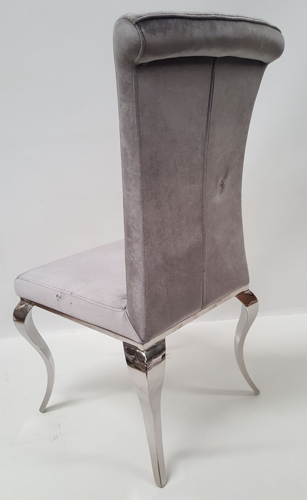 4 x STYLISH SILVER PLUSH VELOUR DRESSING/DINING TABLE CHAIRS - CL408 - Location: Altrincham WA14 - Image 3 of 7