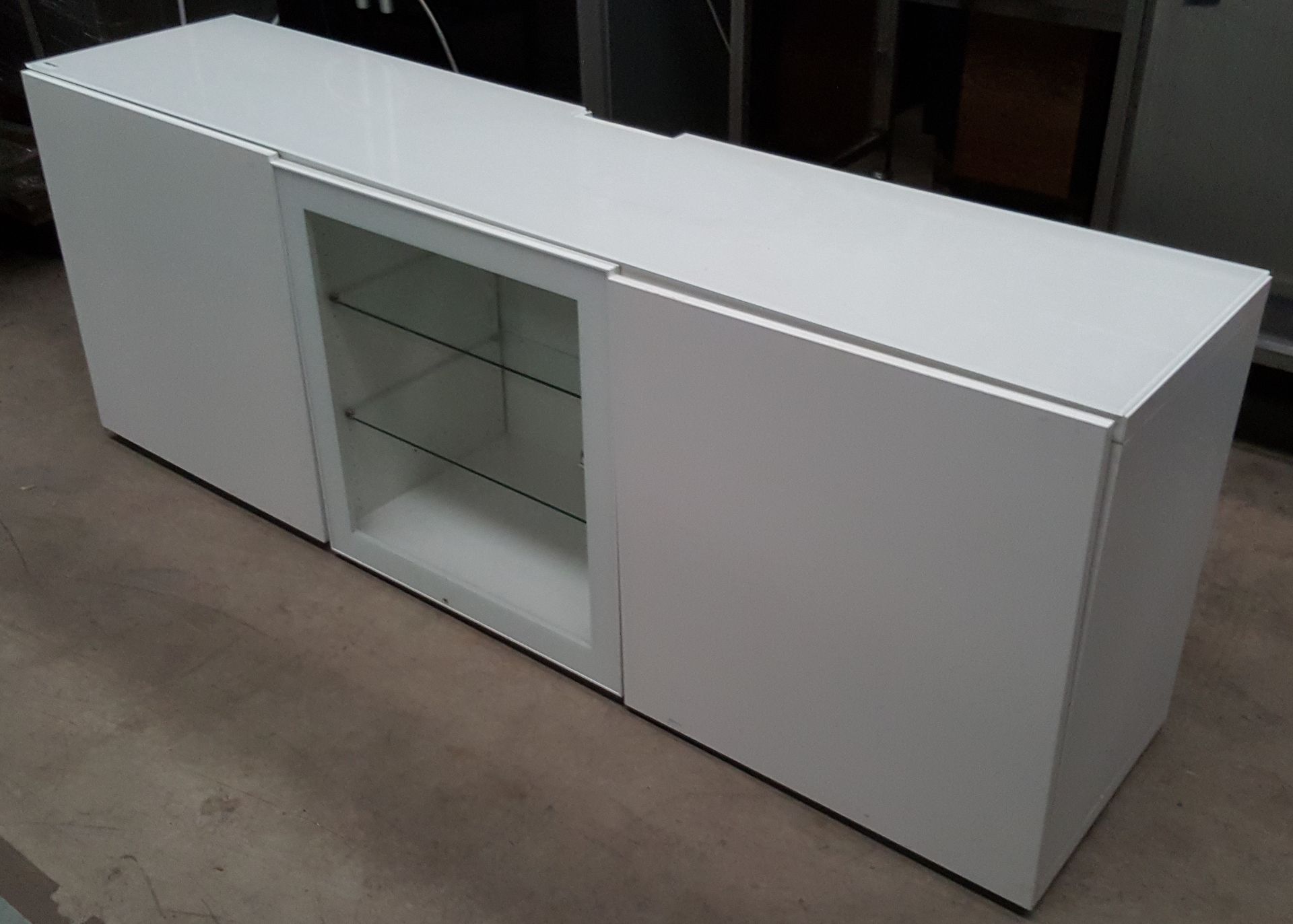 1 x Ikea Glassvik Tv Shelf Unit With Glass Door - MB341 - CL011 - Location: Altrincham WA14 - Image 2 of 8