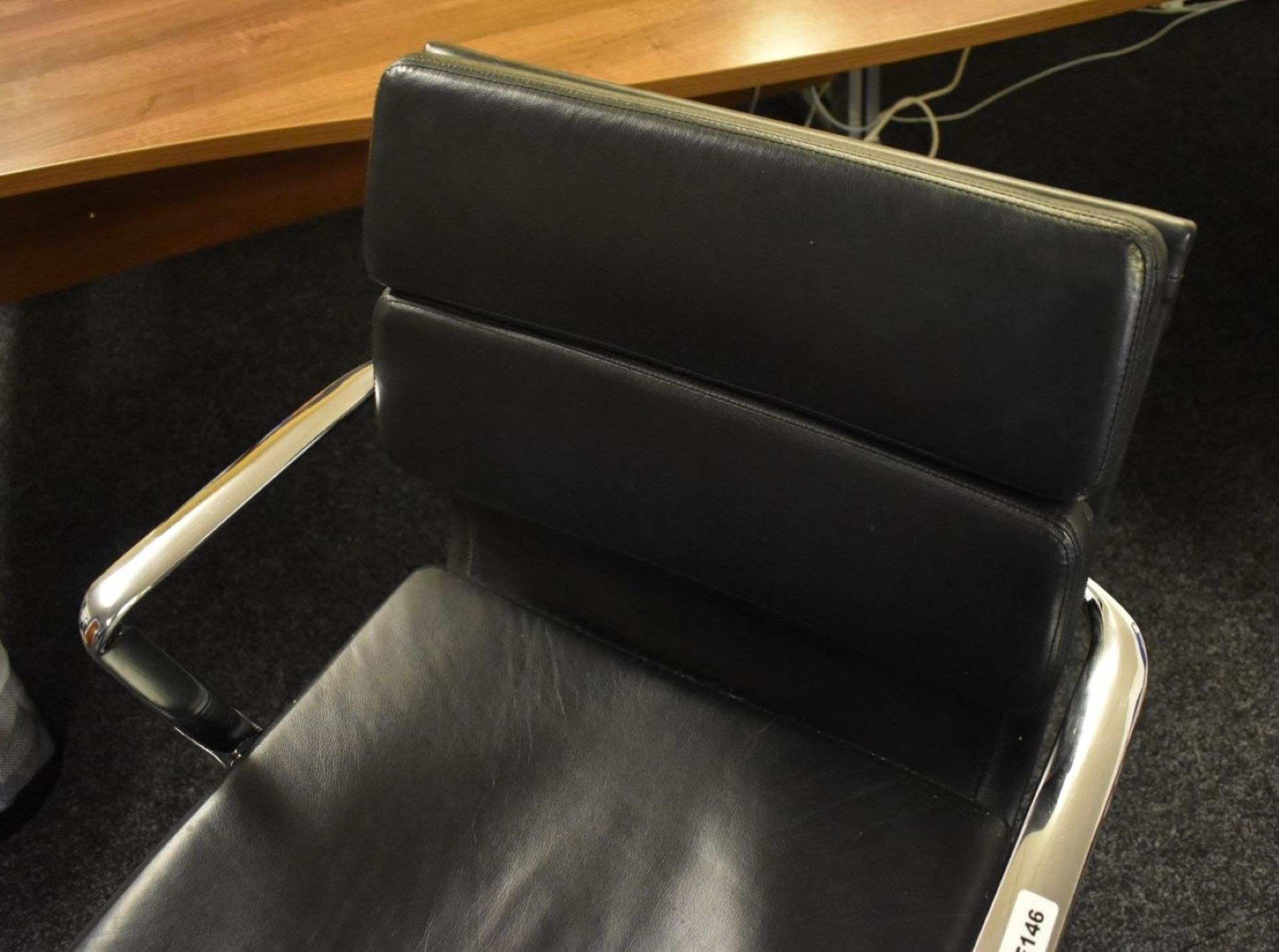 1 x Eames Inspired Office Chair - Swivel Office Chair Upholstered in Black Leather - Image 6 of 7