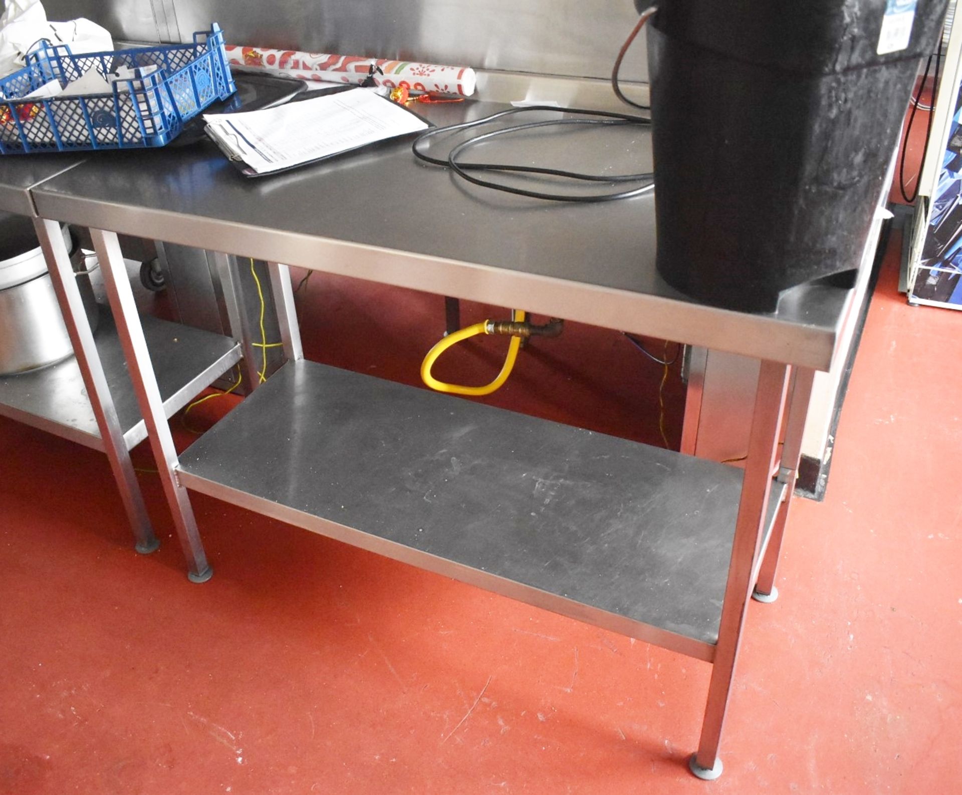 1 x Stainless Steel Prep Bench With Undershelf - CL529 - Location: Wakefield WF2
