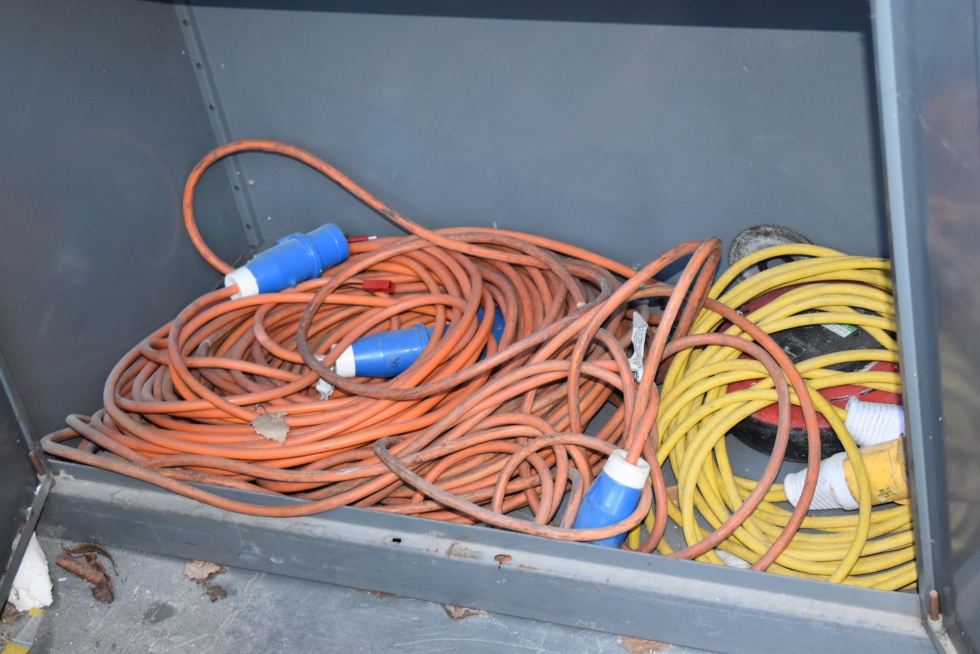 Assorted Collection of 110v and 240v Caravan Site Extention Cables - Ref 353 - CL501 - Location: