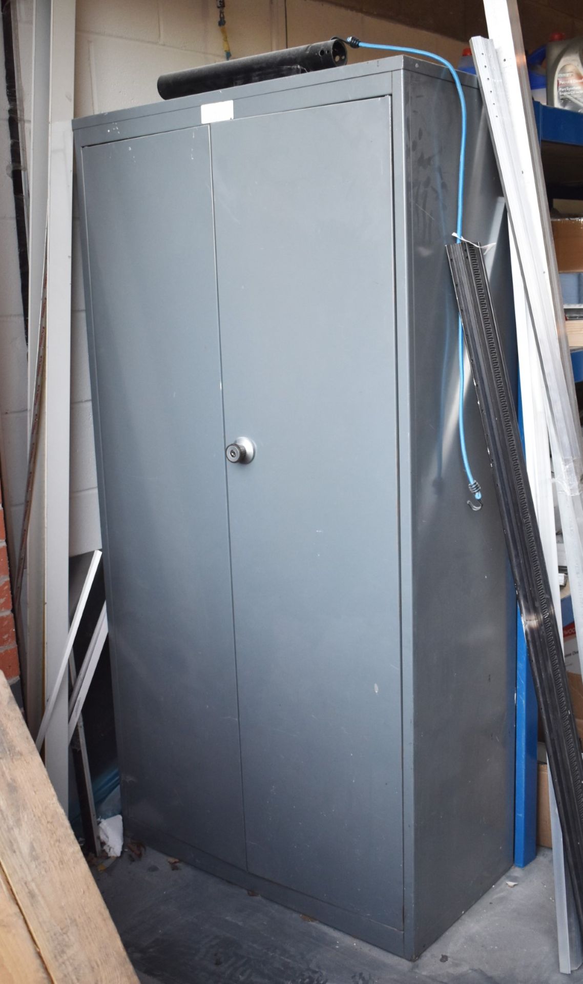 1 x Steel Upright Two Door Storage Cabinet - CL501 - Location: Warrington WA5 - Image 2 of 2