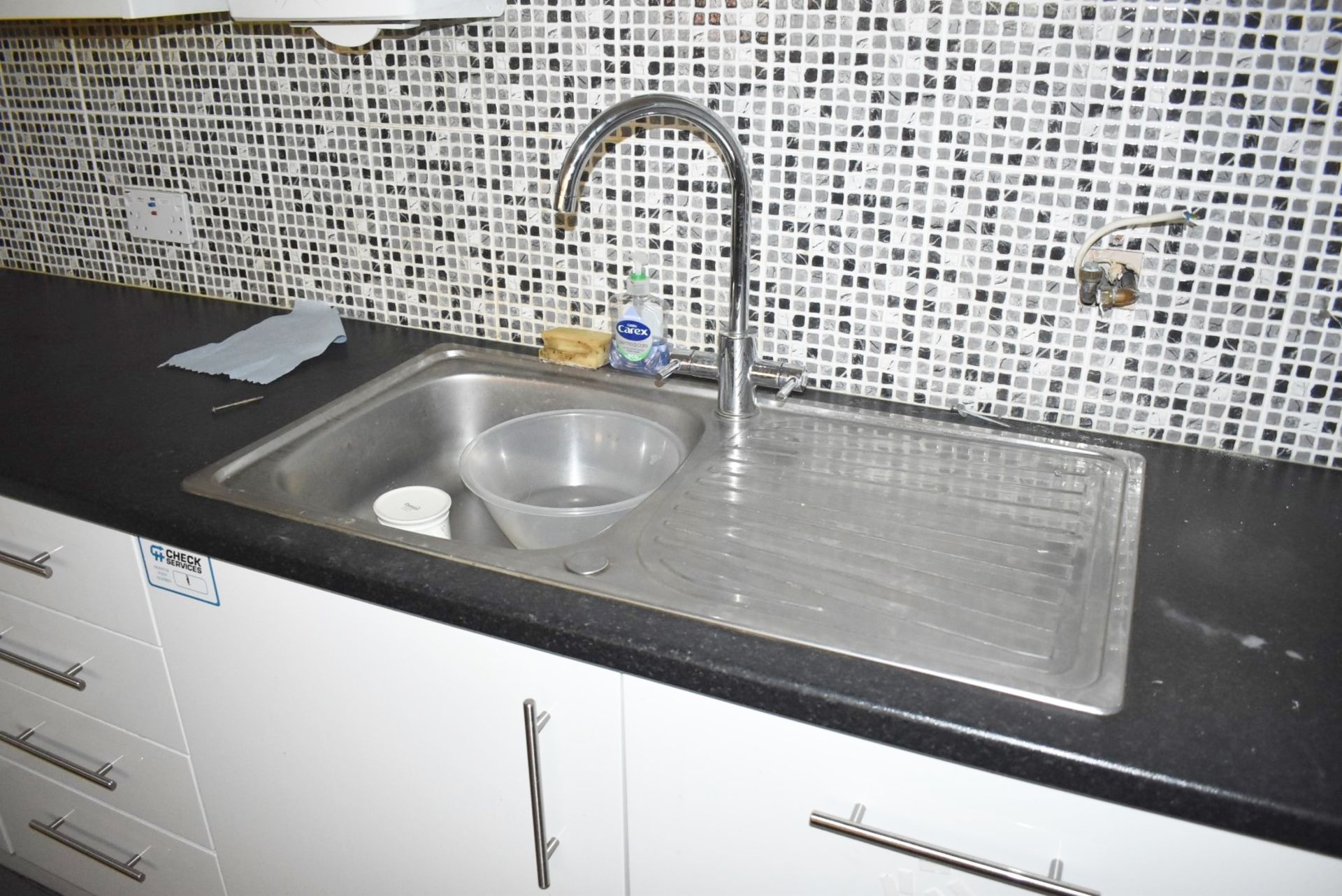 1 x White Gloss Fitted Kitchen With Stainless Steel Sink and Mixer Tap, Two Integrated Fridges and - Image 3 of 8