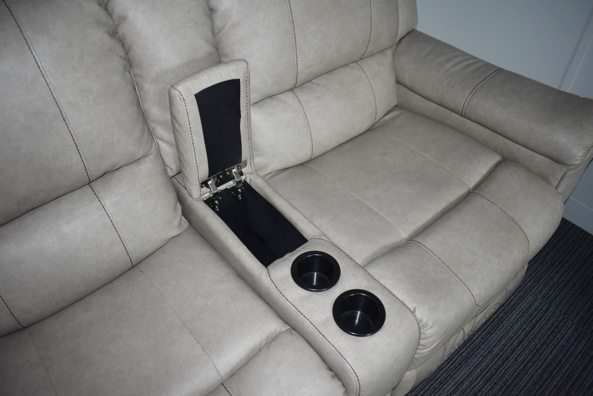 1 x Thomas Payne Reclining Wallhugger Theater Seating Love Seat Couch With Center Console and - Image 6 of 12