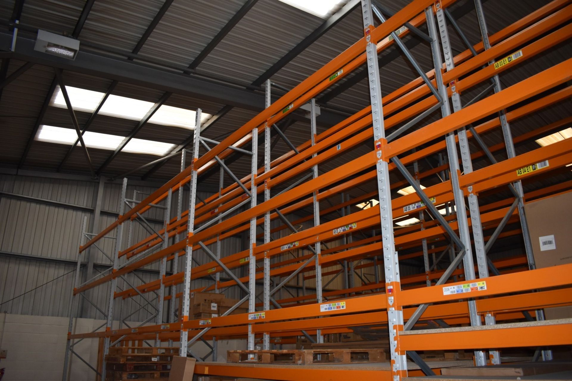 5 x Bays of Apex Pallet Racking - Includes 6 x Apex 16 UK 16,000kg Capacity Uprights and 32 x Apex - Image 8 of 19