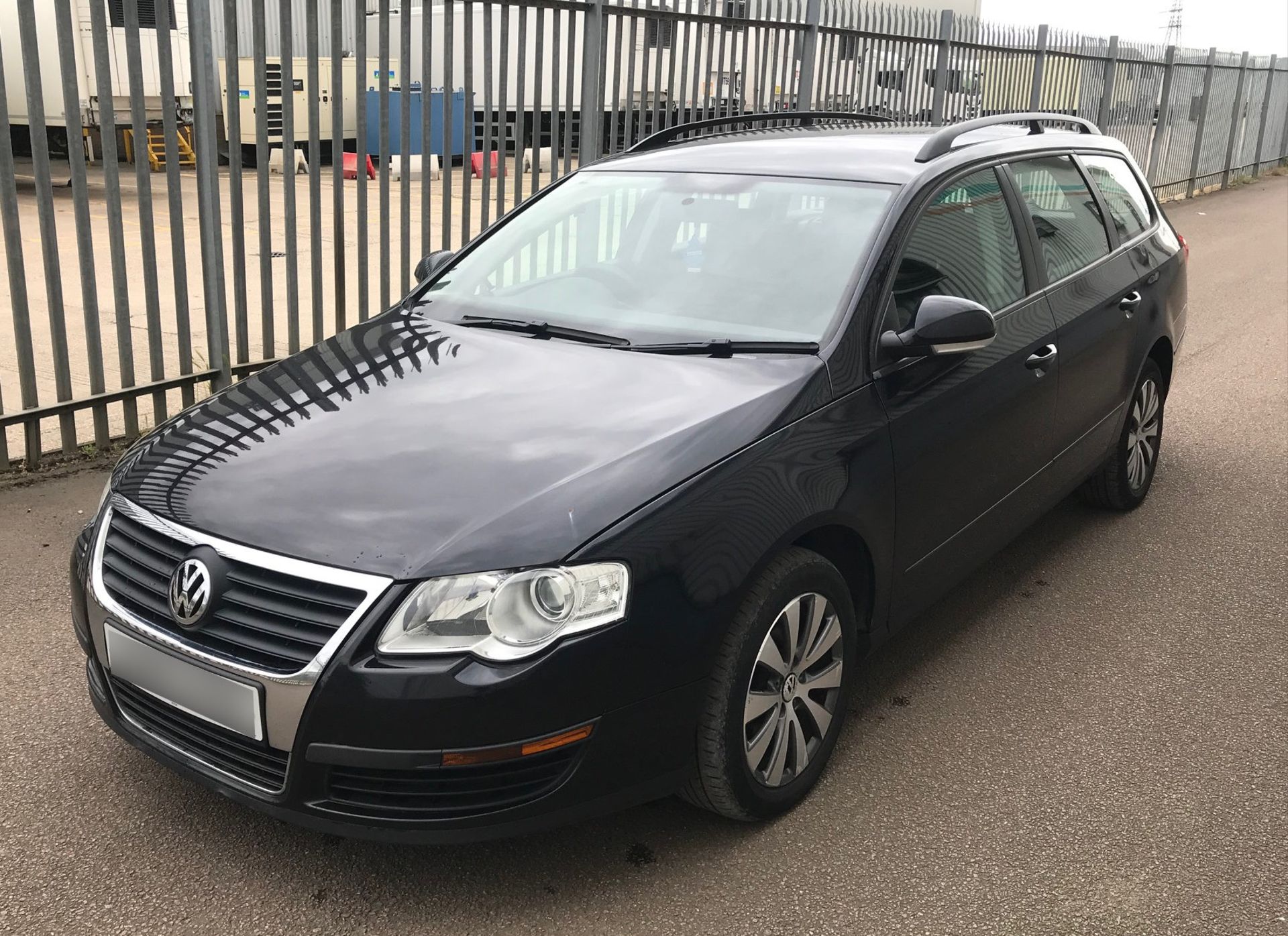 2010 Volkswagen Passat 1.6 Tdi Bluemotion 5 Dr Estate - CL505 - NO VAT ON THE HAMMER - Location: