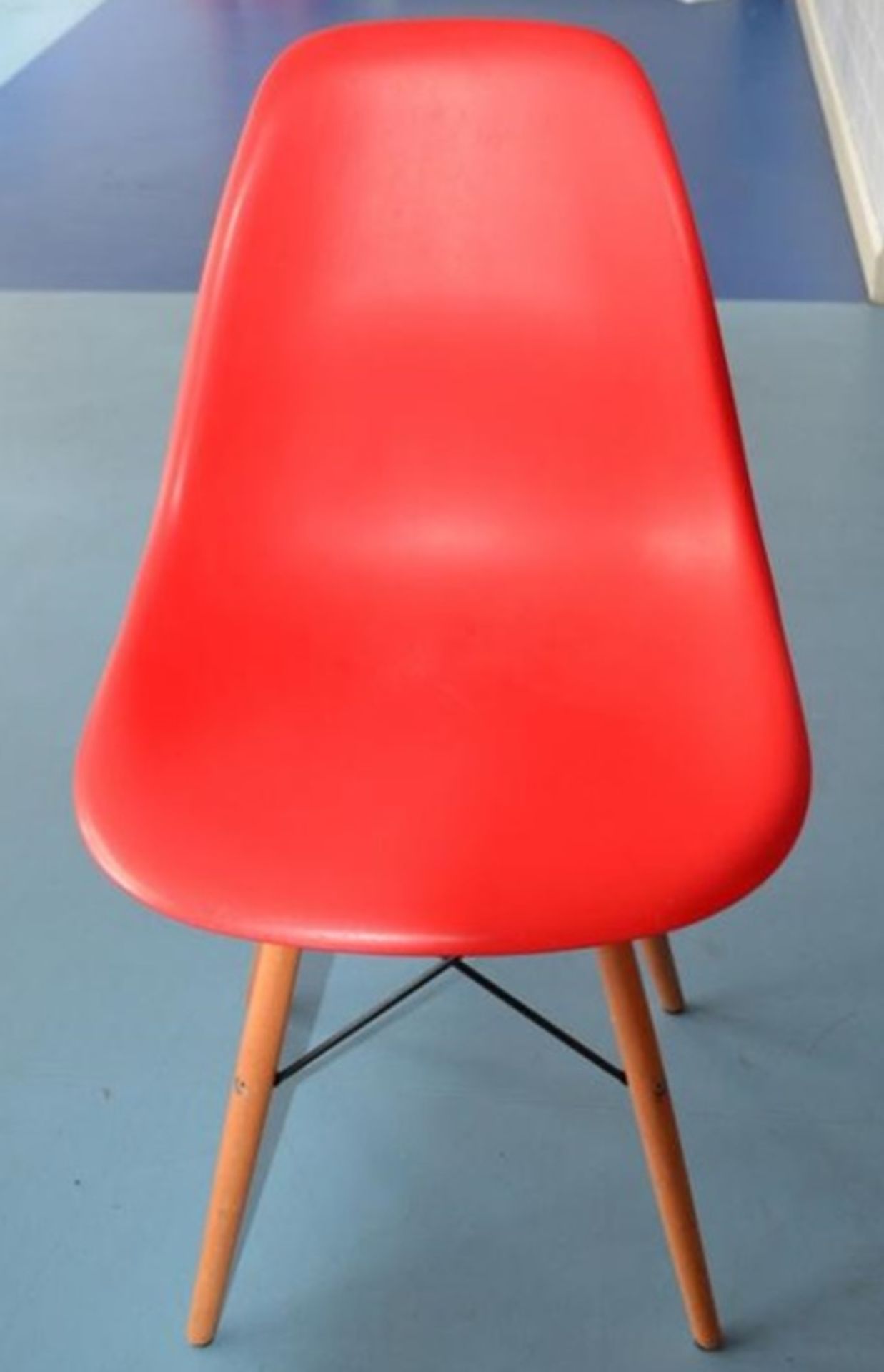 12 x Children's Charles and Ray Eames Style Shell Chairs - CL425 - Location: Altrincham WA14 - Image 5 of 9