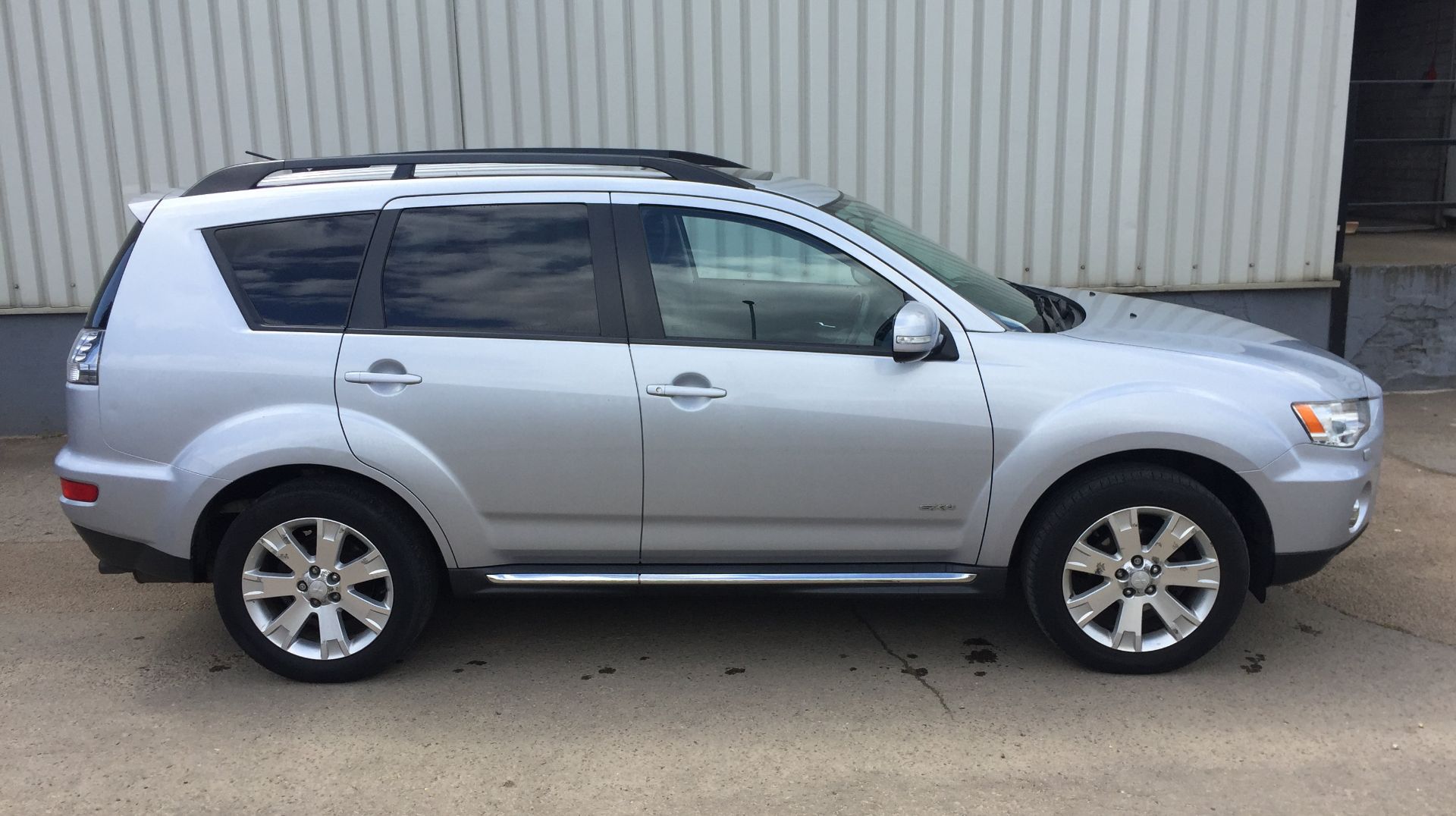 2013 Mitsubishi Outlander GX 4 2.2 D 5Dr 4x4 - CL505 - NO VAT ON THE HAMMER - Location: Corby, - Image 2 of 17