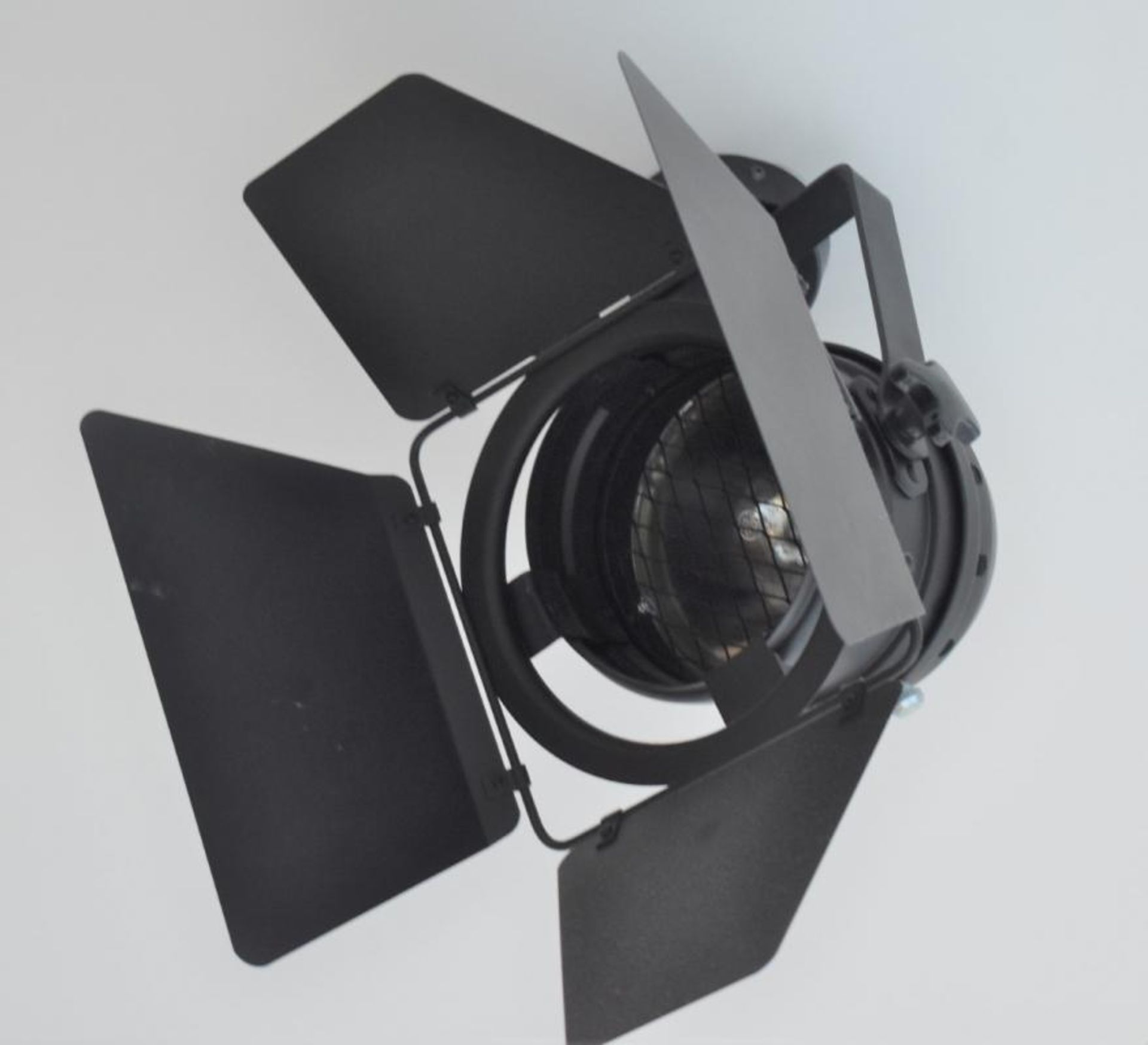 4 x Ceiling Mounted Disco / Stage Lights - CL489 - Location: Putney, London, SW15 Auction details: