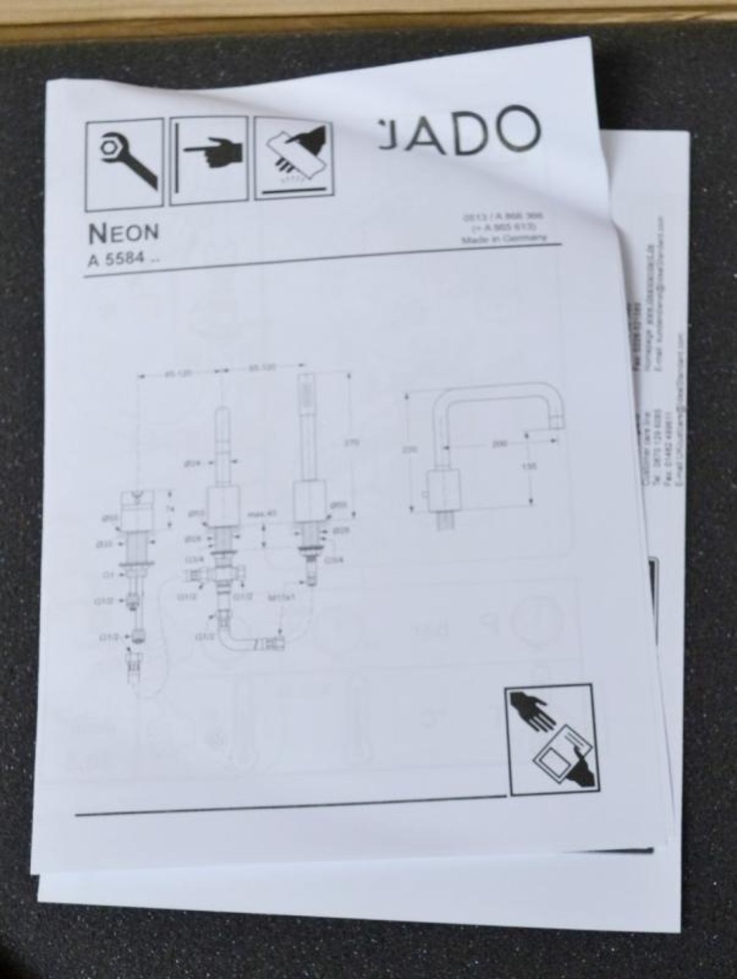 1 x Ideal Standard JADO "Neon" 3-Hole Bath Shower Mixer With Integrated Manual Diverter (A5584AA) - - Image 5 of 10