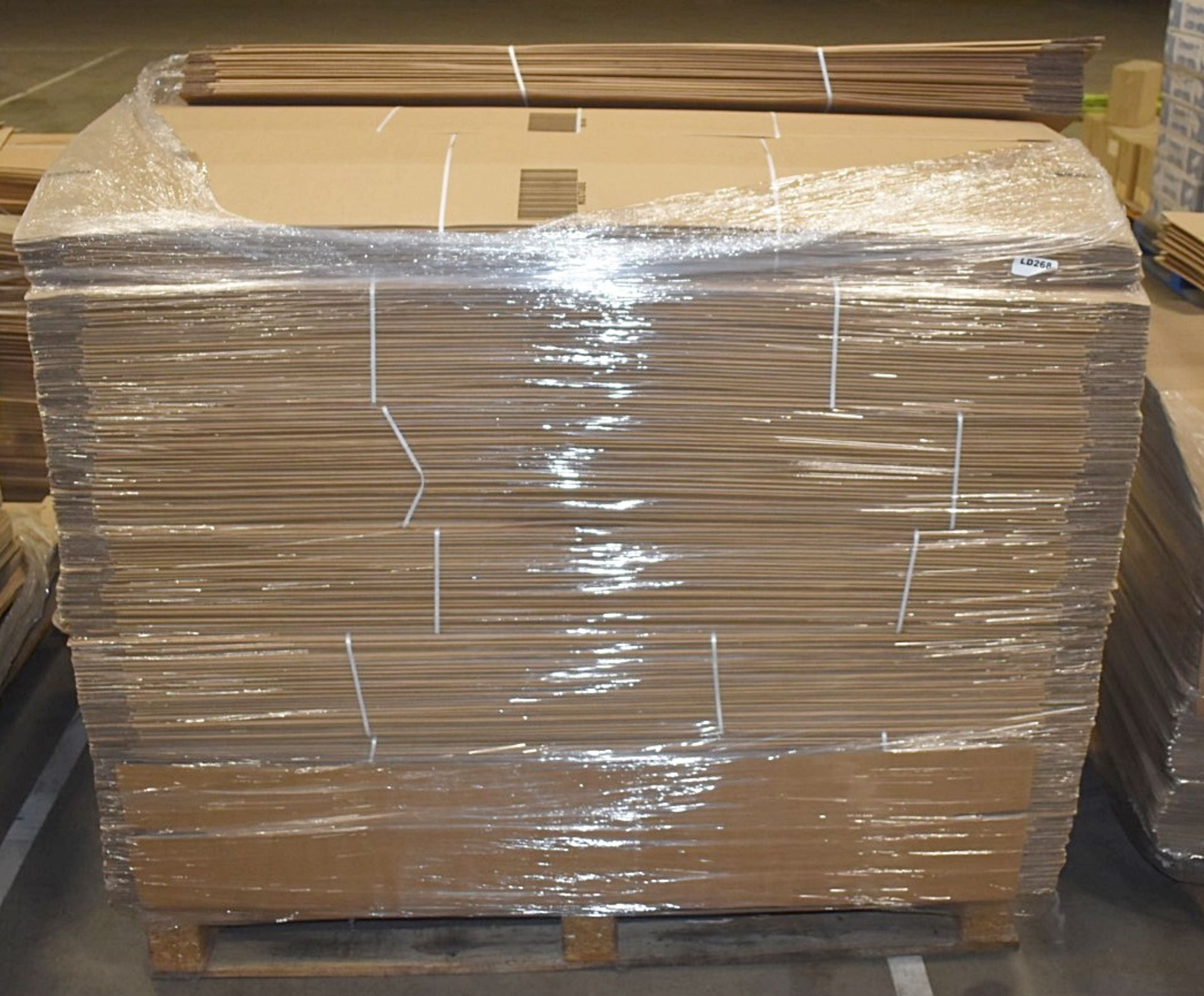 Approximately 600 x Corrugated Cardboard Boxes - 100x100x850mm - Supplied Over 2 Pallets - New Stock