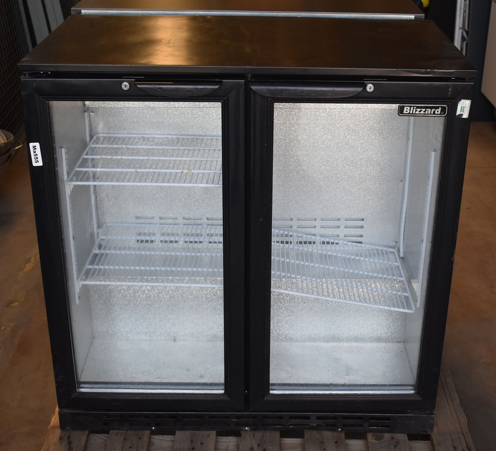 1 x Blizzard BZ-BAR2 Two Door Glass Fronted Bottle Fridge in Black - Dimensions H90 x W90 x D50 - Image 6 of 7