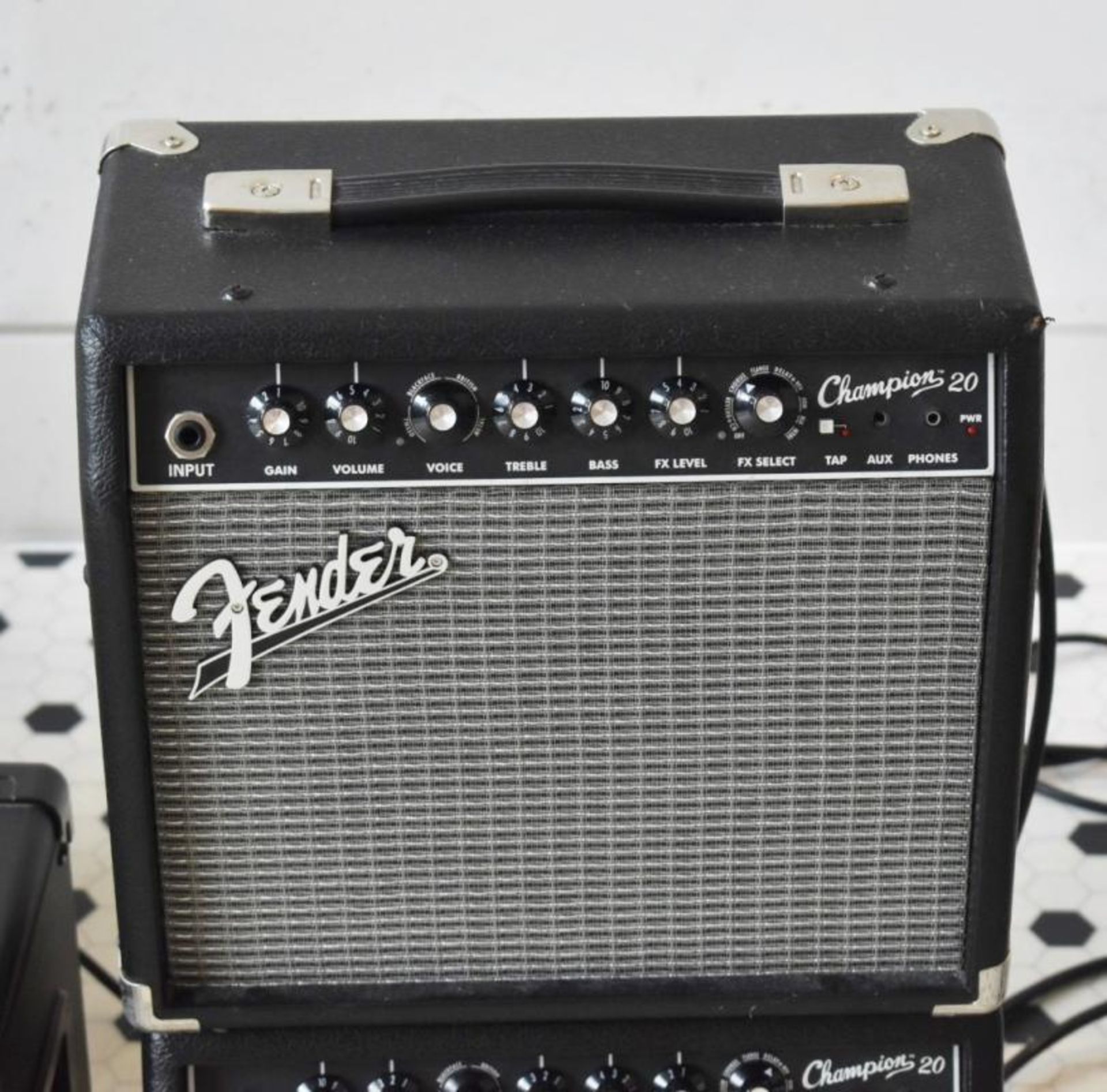 2 x Fender Champion 20 Guitar Amplifiers - Small Compact Practice Amps, Ideal For Beginners - RRP £2