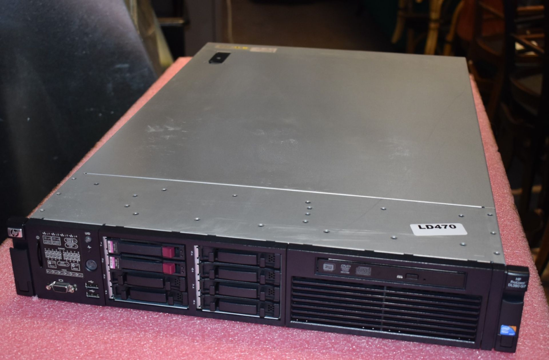 1 x HP ProLiant DL380 G7 Server With 2 x Intel Xeon X5650 Six Core 3.06ghz Processors and 84gb Ram - - Image 6 of 7