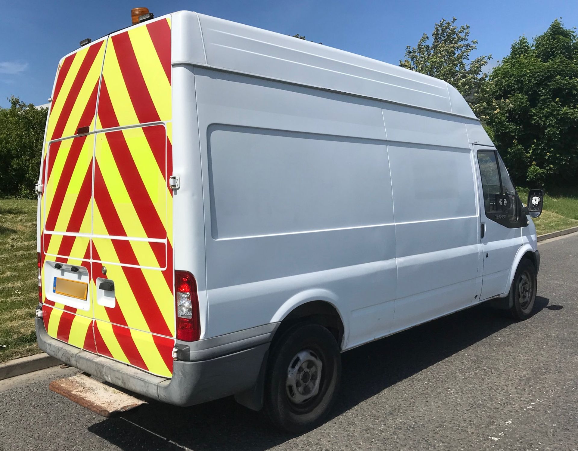 2009 Ford Transit 350 2.4 D 115 Rwd 6 Speed - CL505 - Location: Corby, - Image 5 of 12