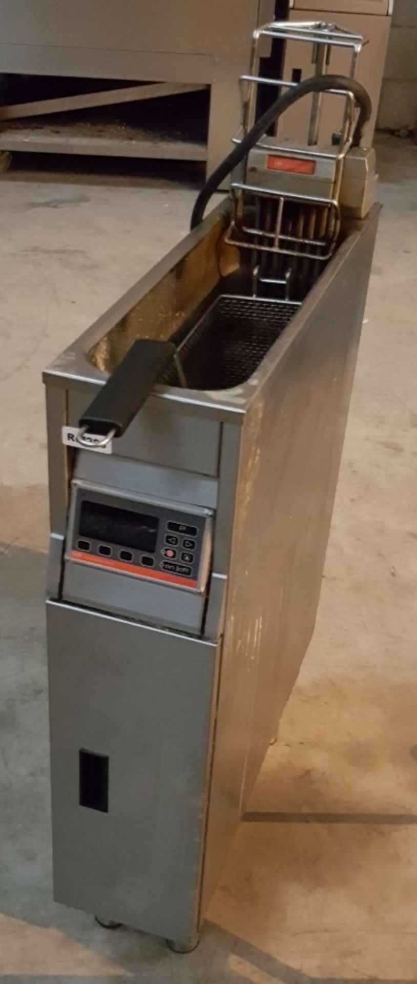 1 x FriFri Vision 211 Electric Free-standing Single Tank Fryer - CL350 - REF285 - RRP £3.824.00