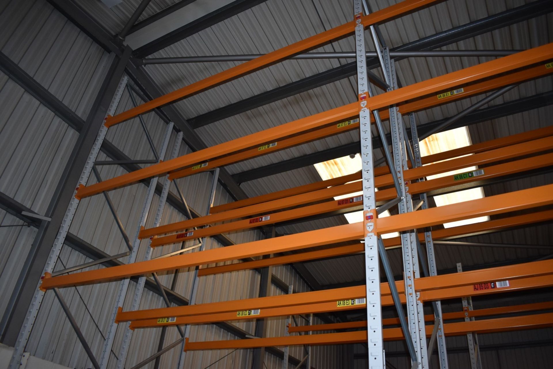 5 x Bays of Apex Pallet Racking - Includes 6 x Apex 16 UK 16,000kg Capacity Uprights and 32 x Apex - Image 15 of 19