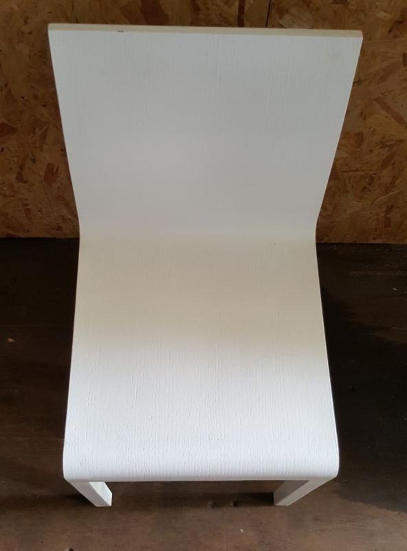 4 x Wooden Dining Chairs Set With A Bright White Finish - Dimensions: Used, In Good Condition - Ref - Bild 2 aus 6