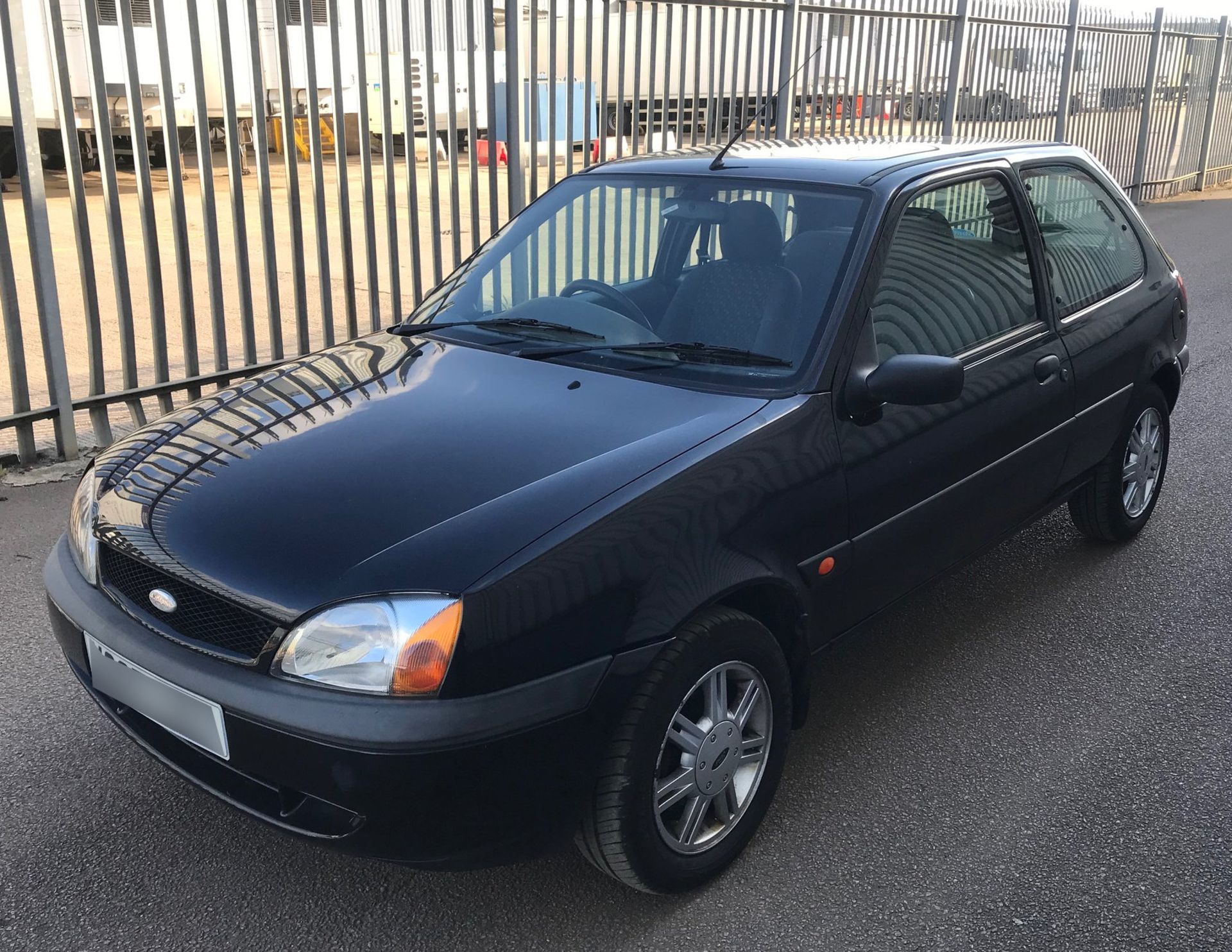 2001 Ford Fiesta 1.3 Flight 3 Door Hatchback - CL505 - NO VAT ON THE HAMMER - Location: Corby, - Image 4 of 9