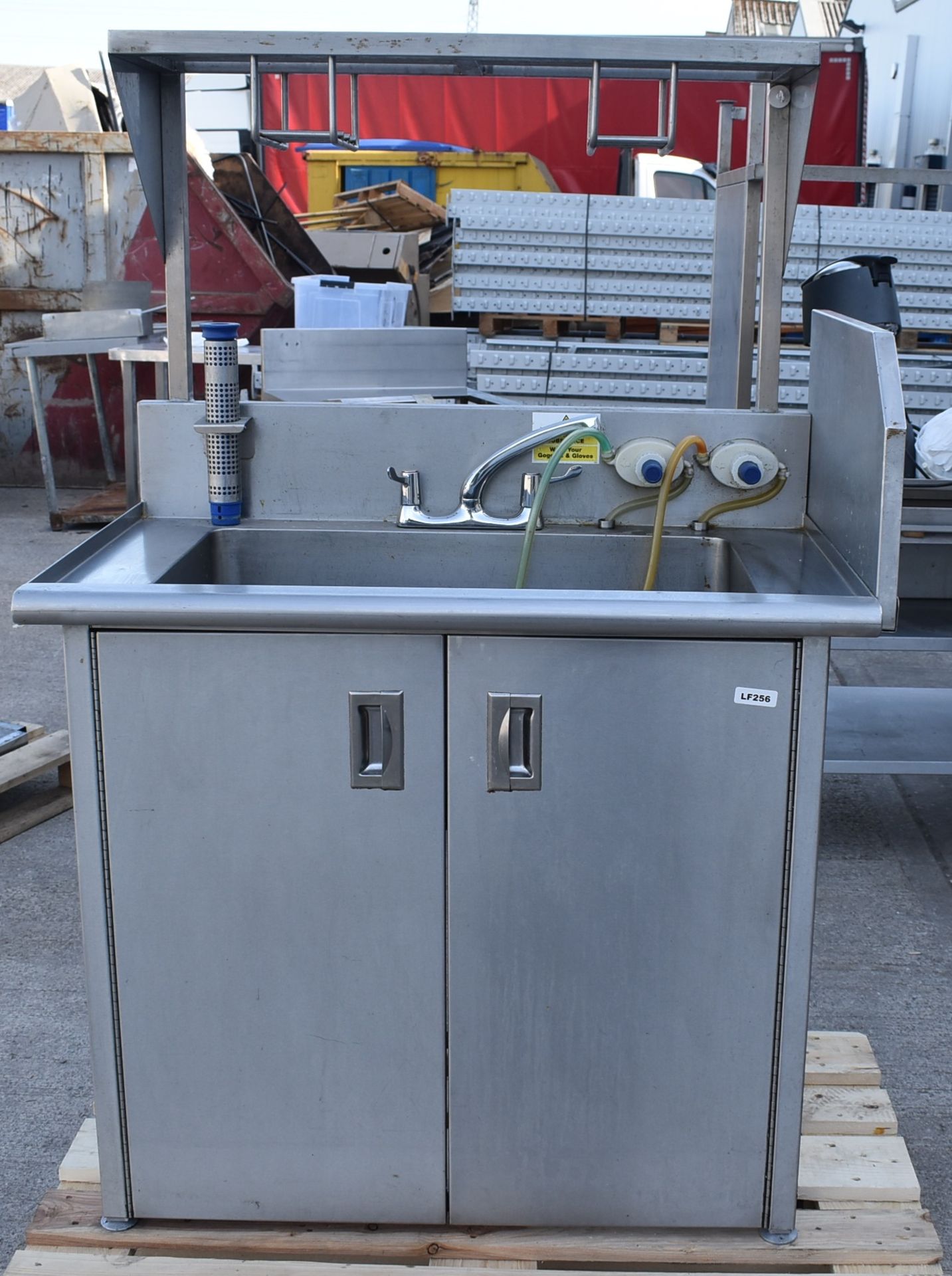 1 x Commercial Wash Unit With Large Rectangular Basin Over a Storage Cupboard, Mixer Taps, Splash