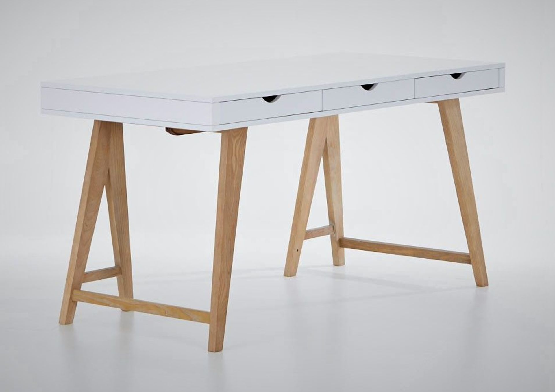 1 x Blue Suntree Ellwood Trestle Desk With a White Finish - RRP £280! - Image 3 of 4