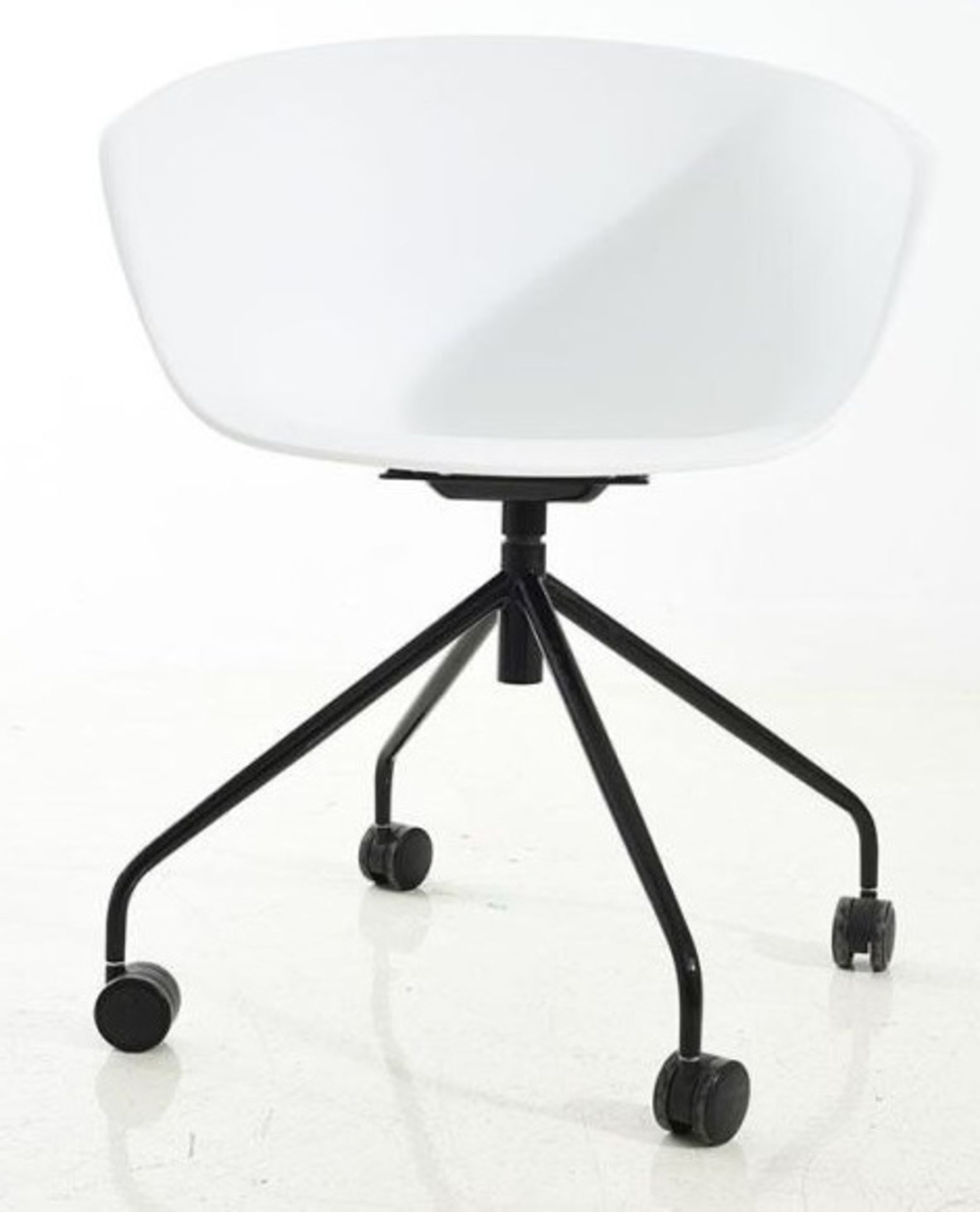 A Pair Of Exquisitely Designed Office Swivel Chairs On Castors - Color: White Seat / Black Base - Image 2 of 4