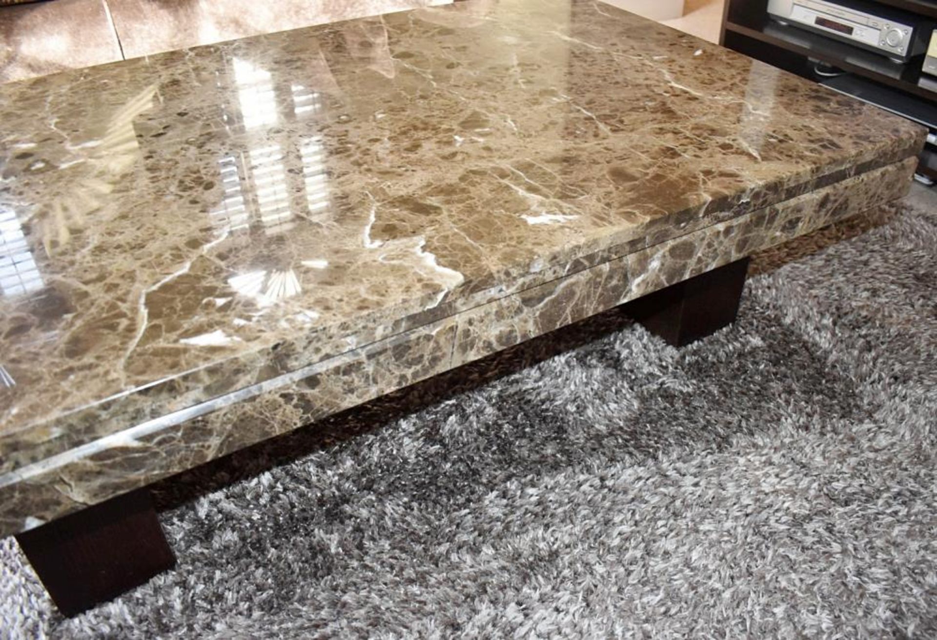 1 x Marble Topped Coffee Table - Dimensions: 124 x 84 x H45cm - Ref: ABR043 / BSR - CL491 *NO VAT* L - Image 5 of 7