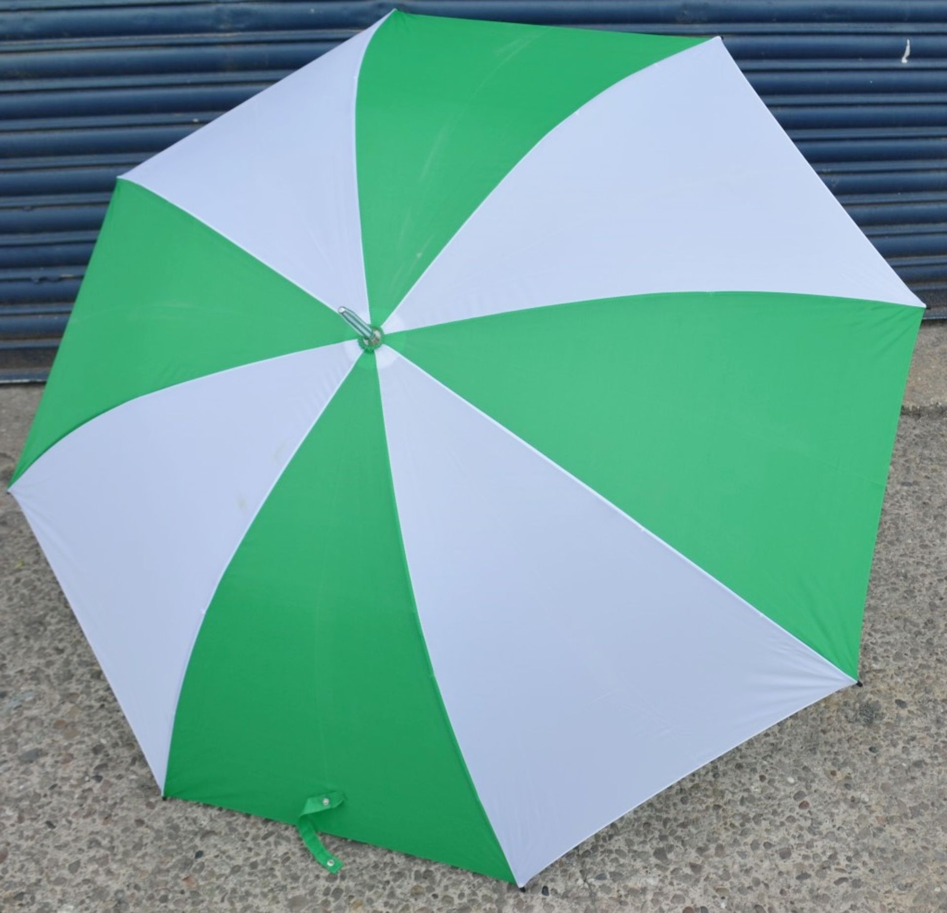 24 x Proline Golf Umbrellas - Colour: Dark Green And White - Brand New Sealed Stock - Dimensions: - Image 3 of 6