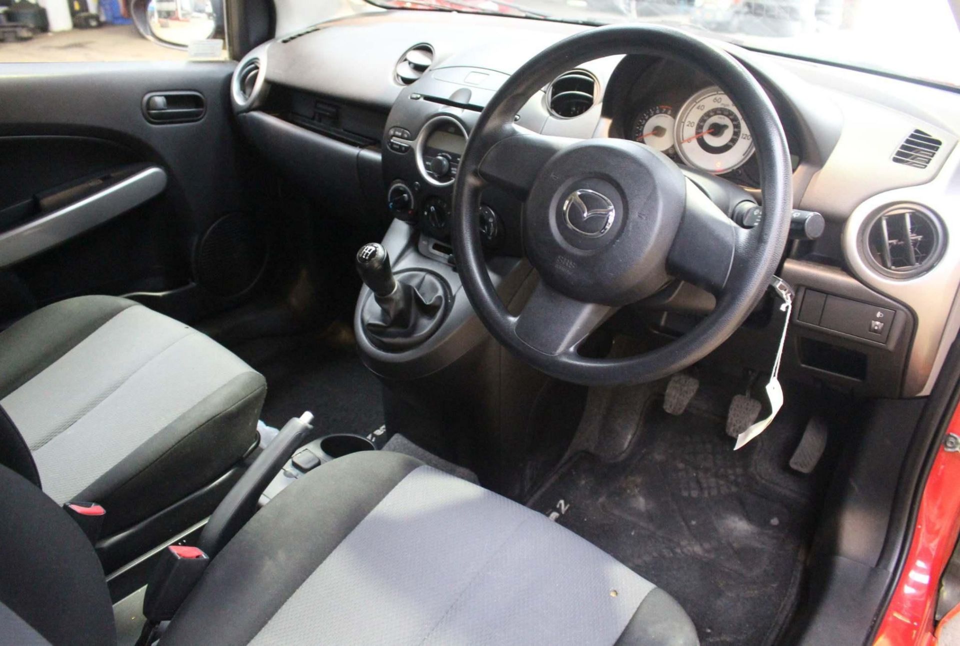 2010 Mazda2 1.3 TS 3Dr Hatchback - CL505 - NO VAT ON THE HAMMER - Location: Corby, Northamptonshire< - Image 12 of 17