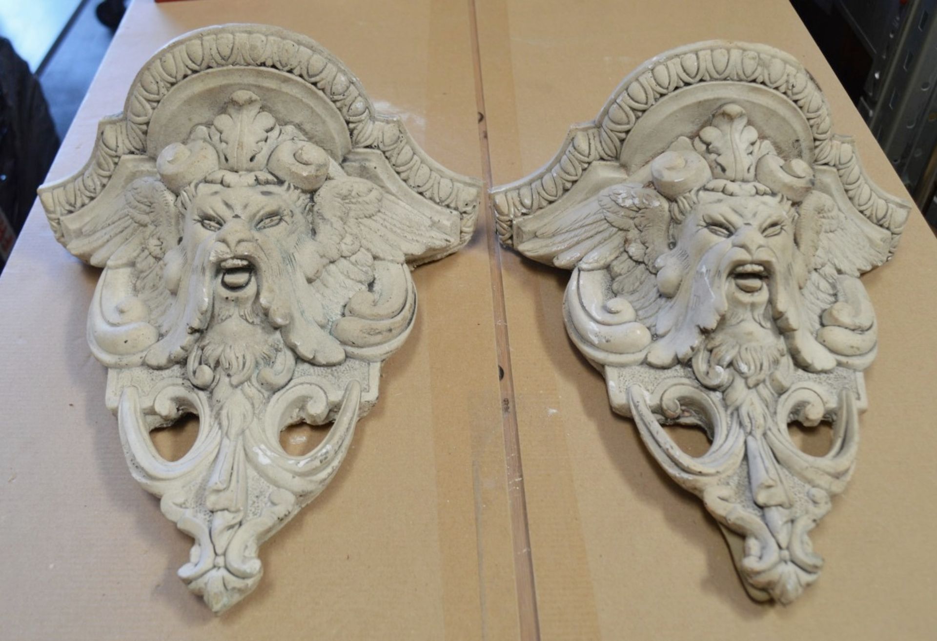 A Pair Of Ornamental Plaster Gargoyles / Garden Plaques - Dimensions: W30 x H32 x D16cm - Used, In