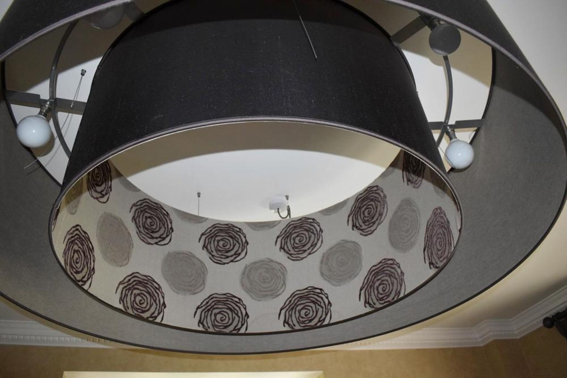 1 x Huge 1.5 Metre Light Fitting Featuring A Double Shade - Dimensions: 150cm Diamter, 50cm Height - Image 5 of 7