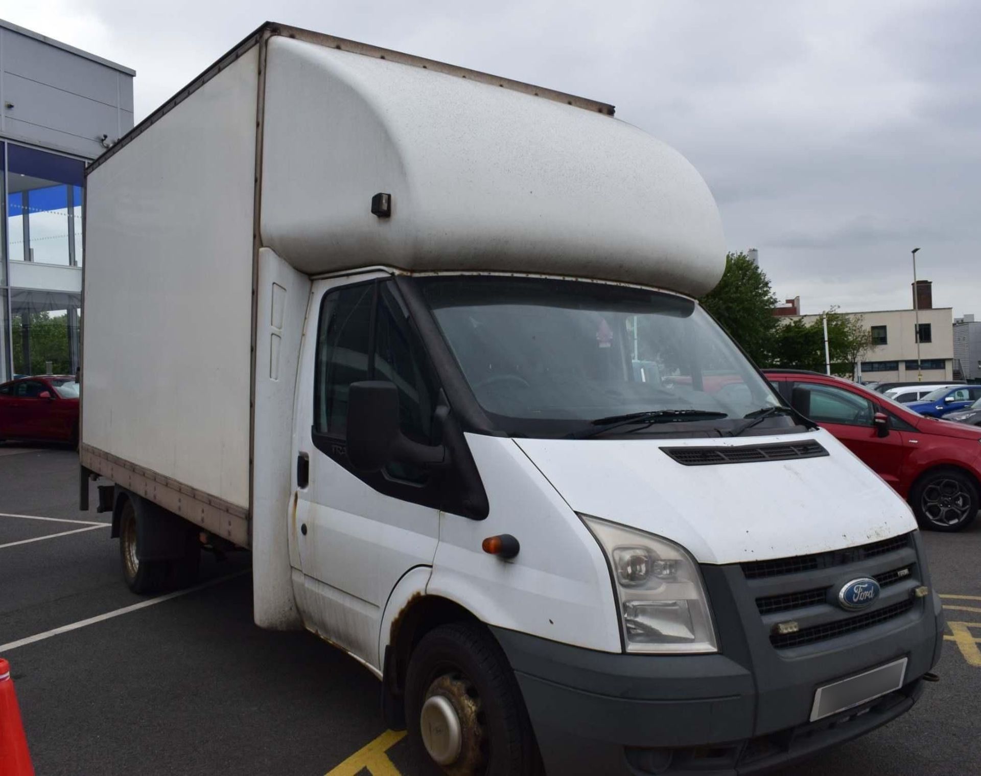 2008 Ford Transit 2.4 TDCi 350 Luton Body c/w Tail Lift - CL505 - Location: Corby,
