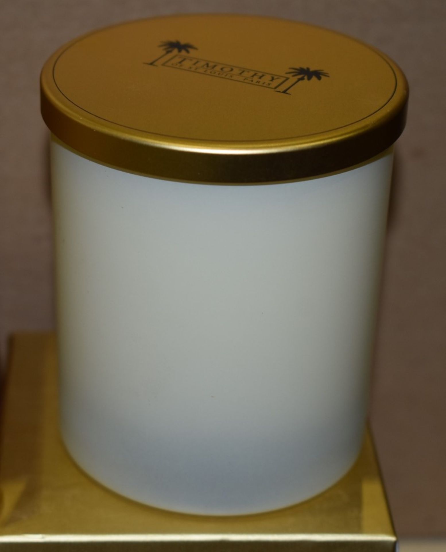 2 x Timothy of St Louis Perfumed Candle - The & Bois - Brand New and Boxed - 150g Scented Candles - Image 2 of 5