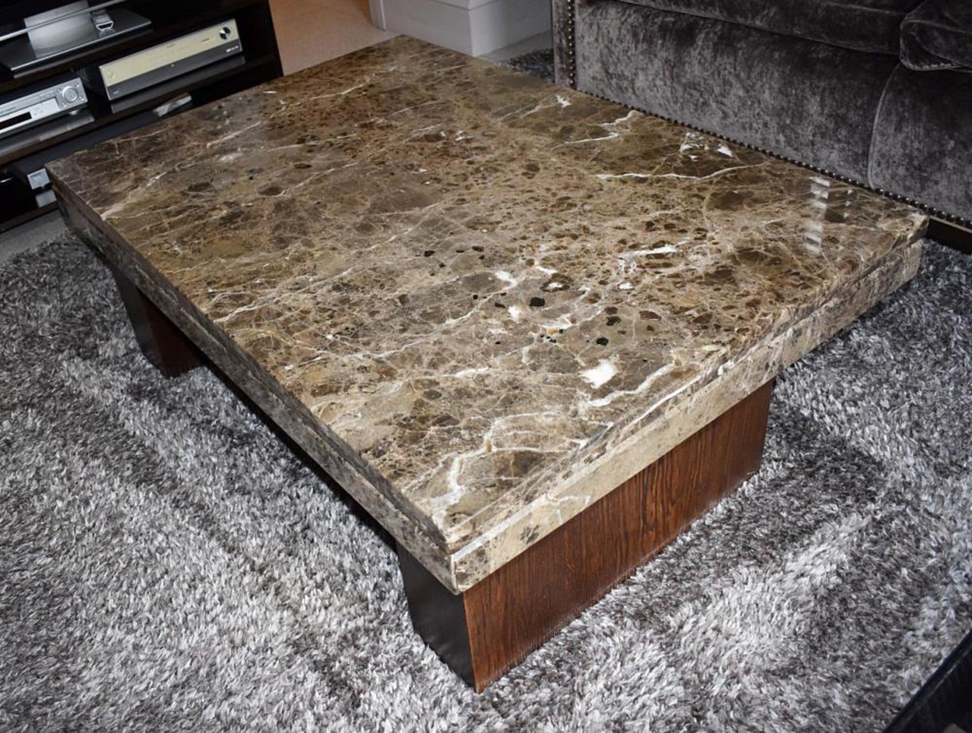 1 x Marble Topped Coffee Table - Dimensions: 124 x 84 x H45cm - Ref: ABR043 / BSR - CL491 *NO VAT* L - Bild 2 aus 7