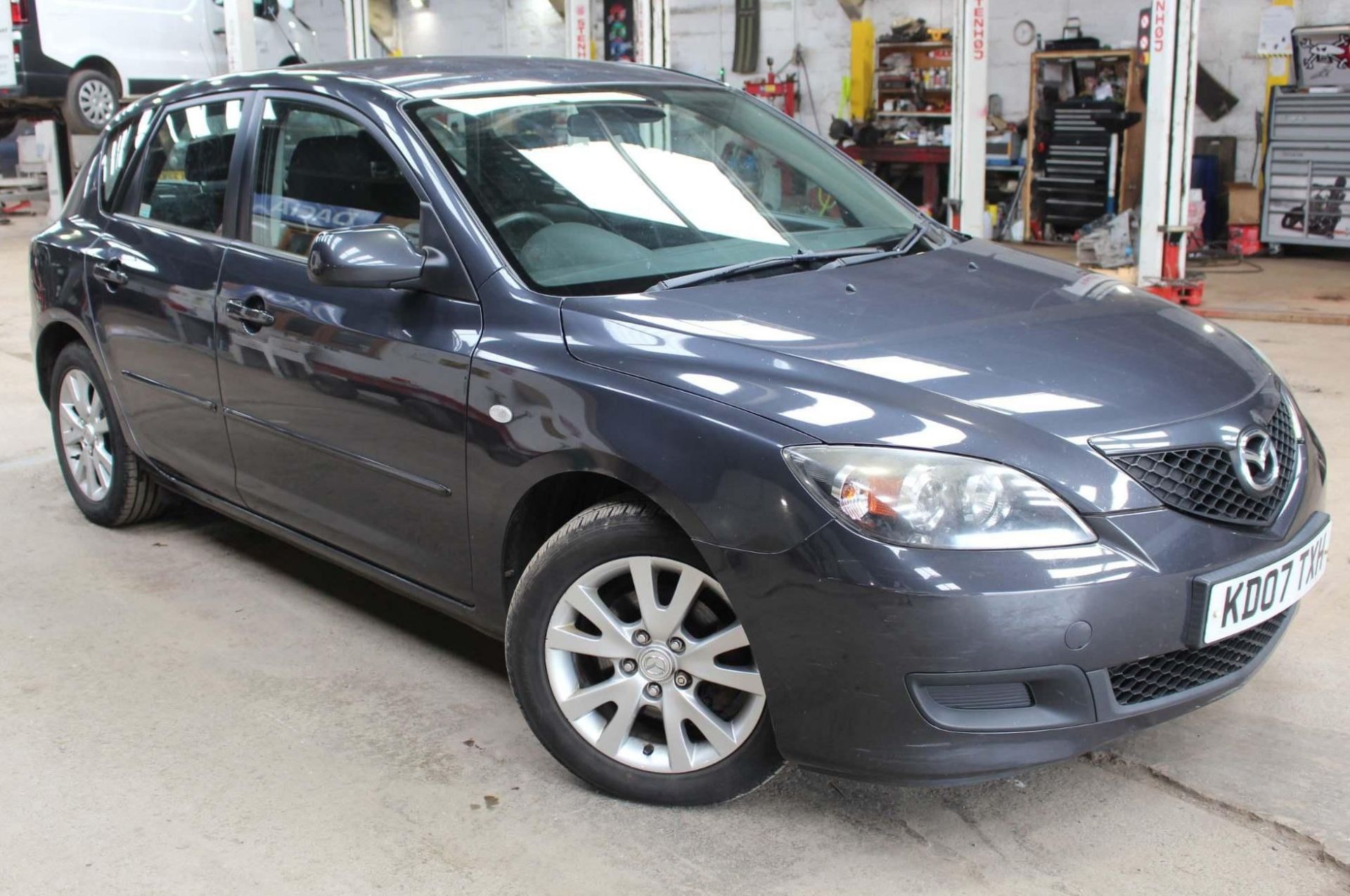 2007 Mazda3 1.6 TS2 5dr Hatchback - CL505 - NO VAT ON THE HAMMER - Location: Corby, Northamptonshire - Image 5 of 15