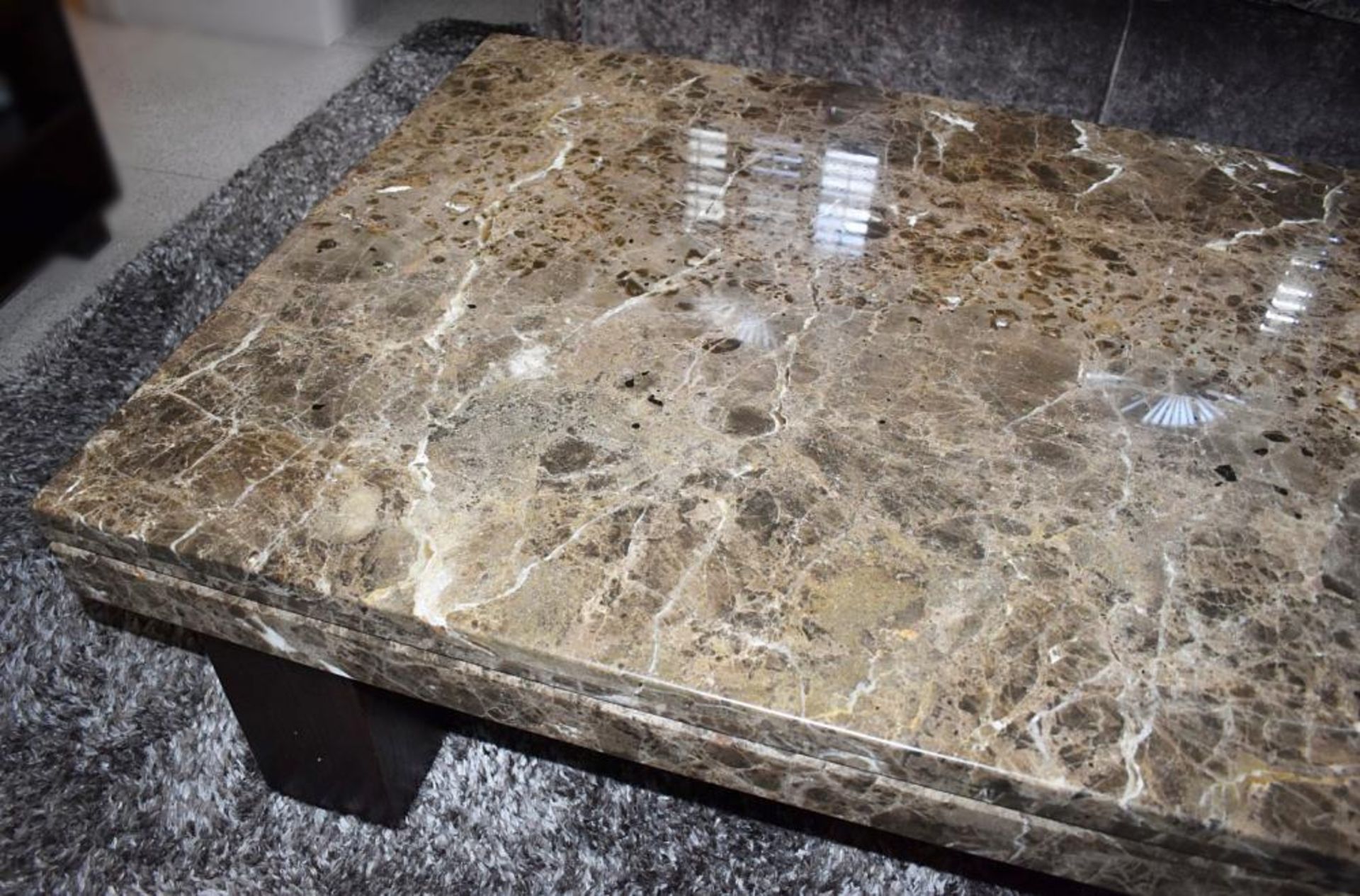 1 x Marble Topped Coffee Table - Dimensions: 124 x 84 x H45cm - Ref: ABR043 / BSR - CL491 *NO VAT* L - Bild 4 aus 7