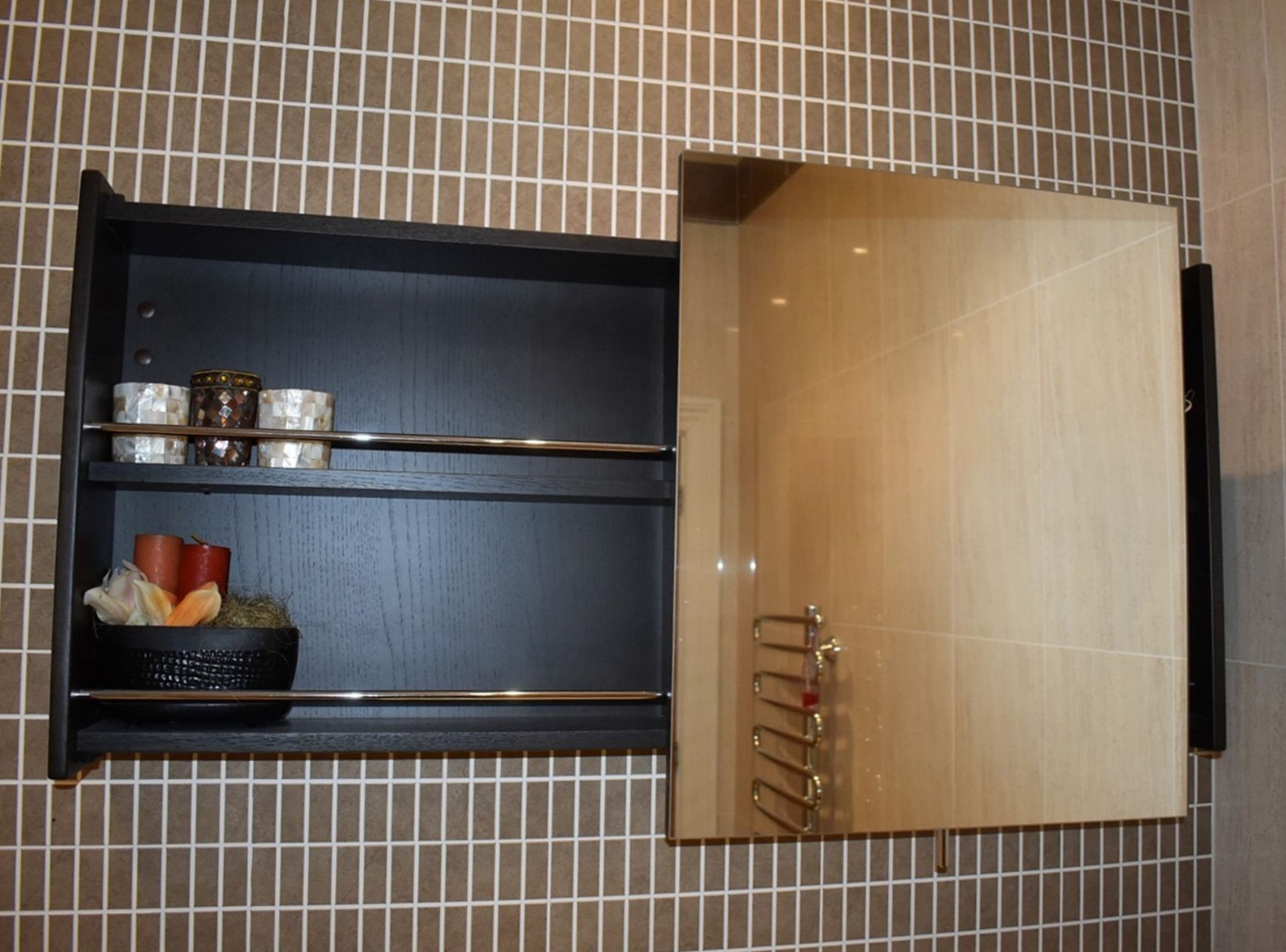 Contents Of Shower Room Featuring A Teuco Steam Shower And Vitra Branded Fittings - RRP £5,400 - Image 4 of 18