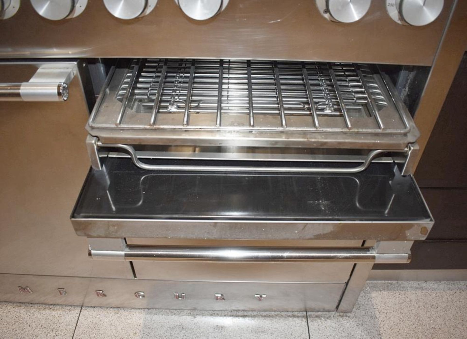 1 x MERCURY Duel Fuel 5-Burner Range Cooker In Stainless Steel - Dimensions (approx): W109 x D65 x H - Image 4 of 10