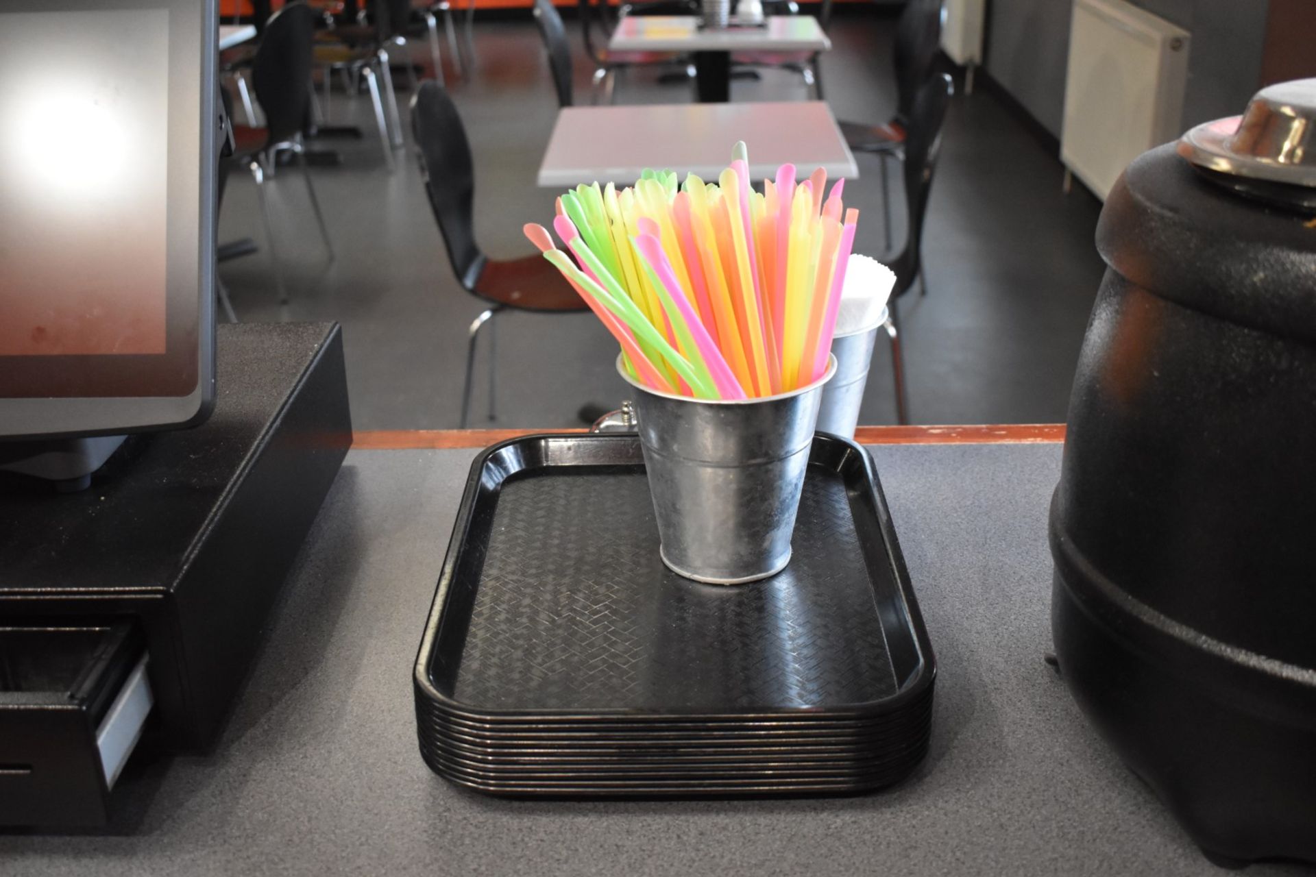 Large Assorted Collection of Restaurant Equipment Including Napkin Baskets, Glasses, Food Trays - Image 22 of 32